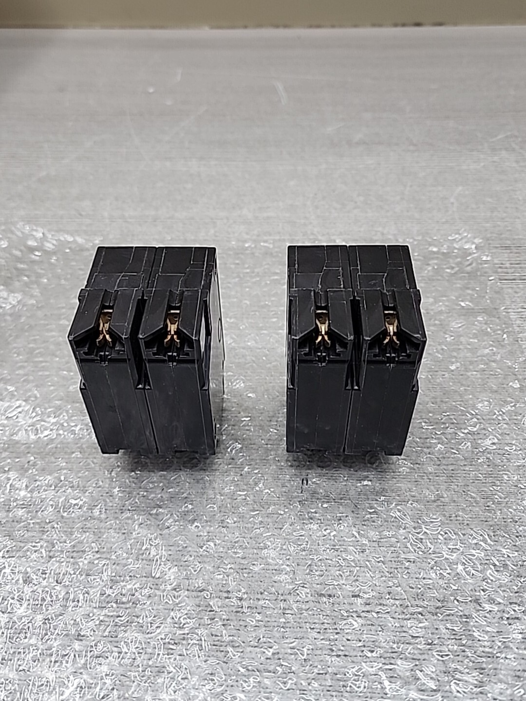 Lot of 2 GE THQL2145 Circuit Breaker 2P 45A 120/240V ( NEW )
