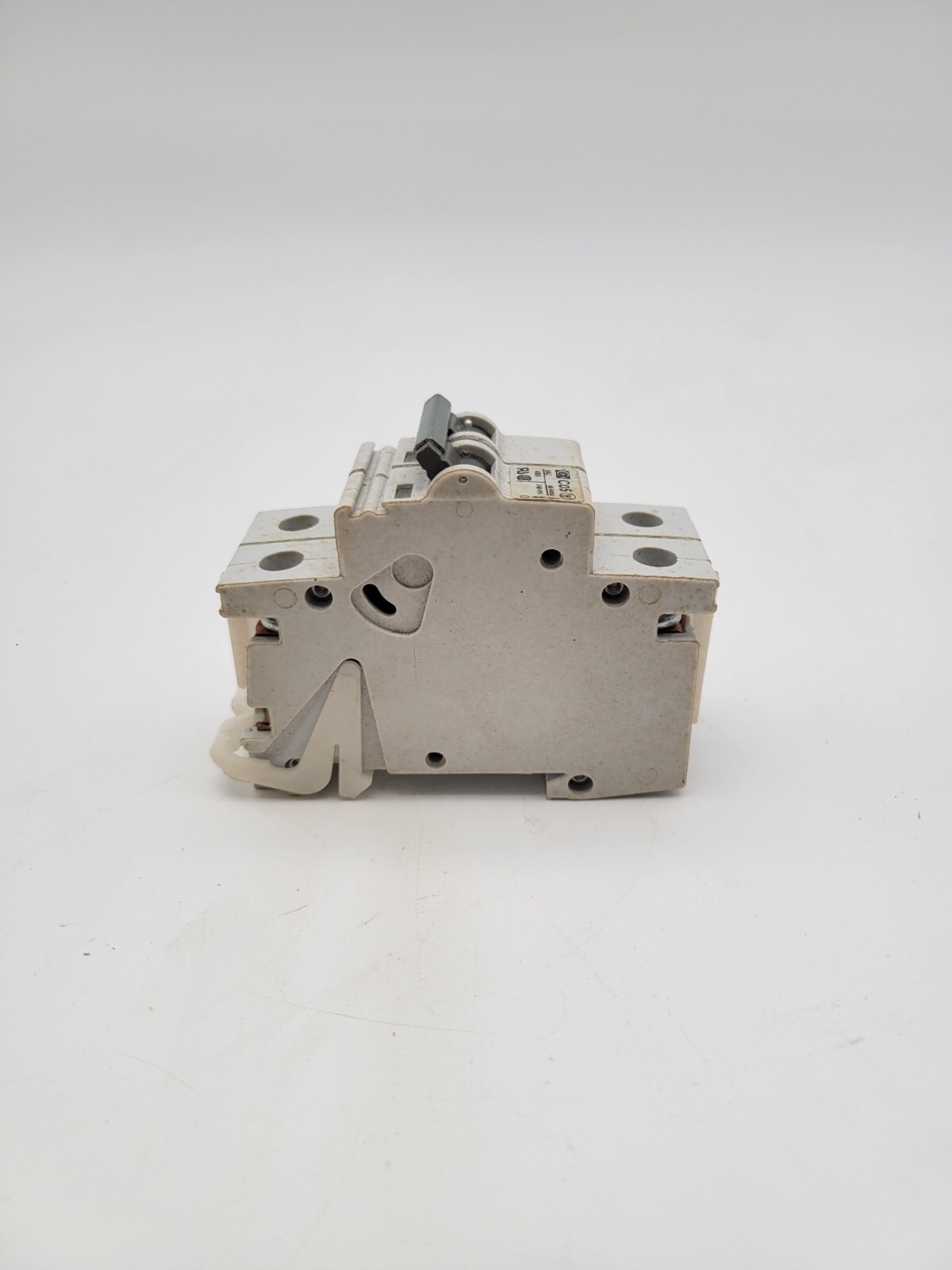 Cutler-Hammer SPCL2C00 Circuit Breaker 5 Amp 2 Pole 480 VAC DIN Rail Mount SPCL