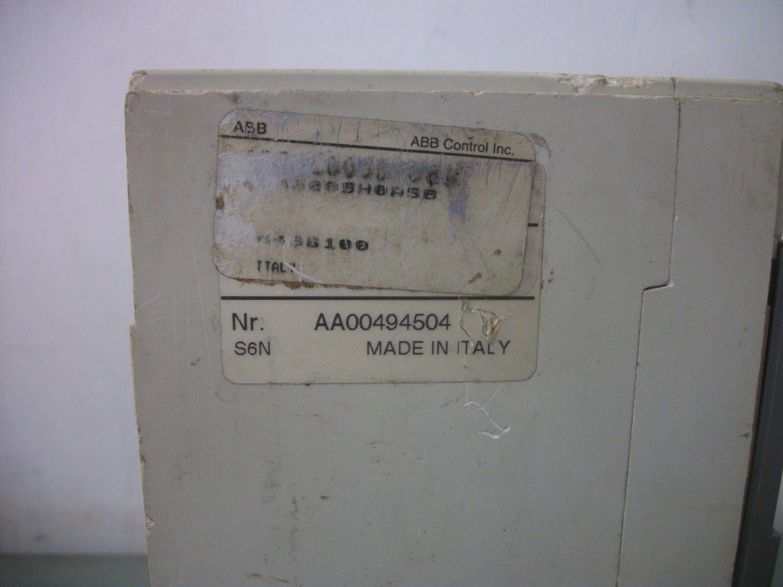 ABB SACE S6 S6N CIRCUIT BREAKER AA00494504 600AMP 600VOLT 3POLE W/SHUNT&AUX