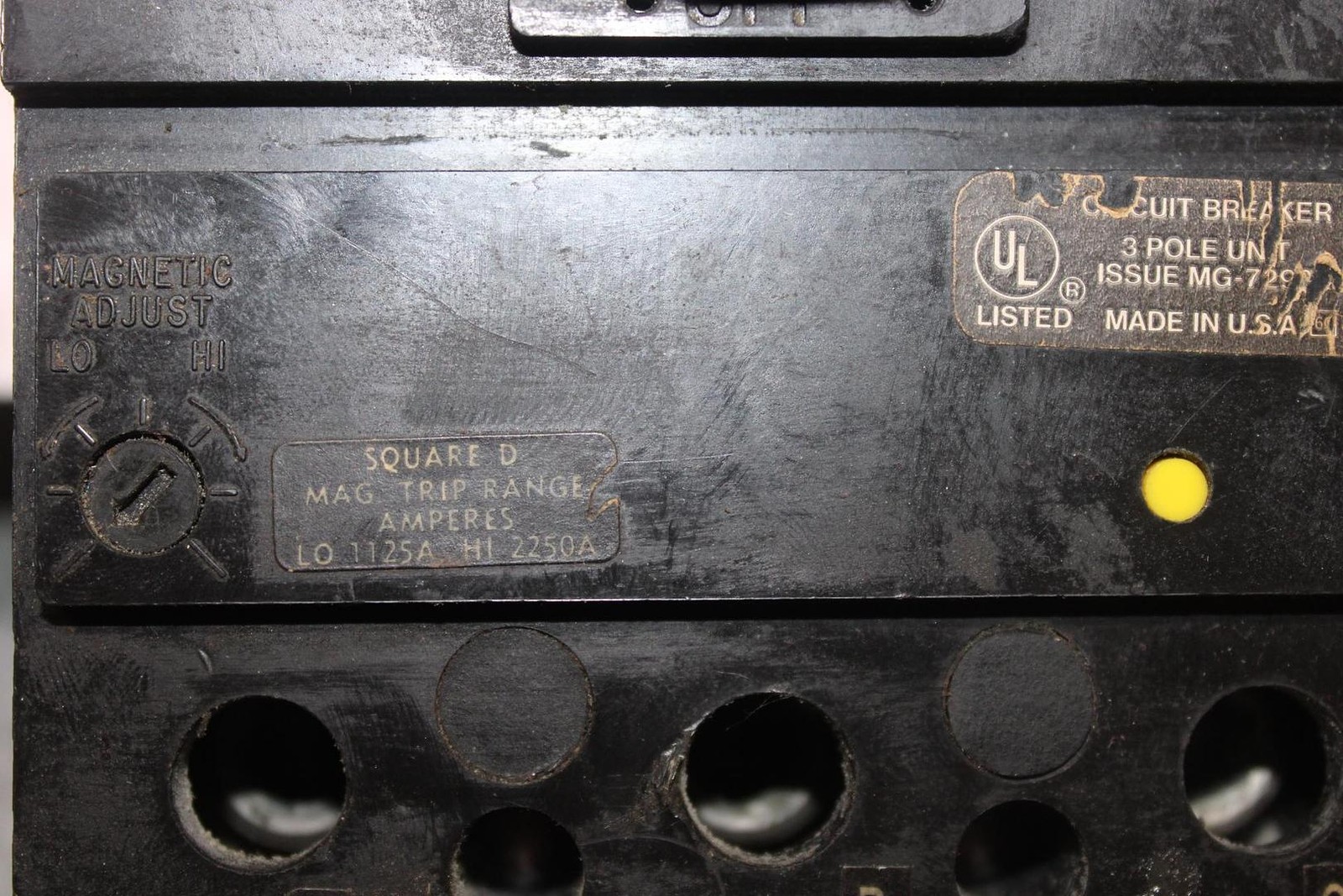 SQUARE D I-LINE CIRCUIT BREAKER KC34225 SERIES 2 225 AMP 480 VAC 3-POLE