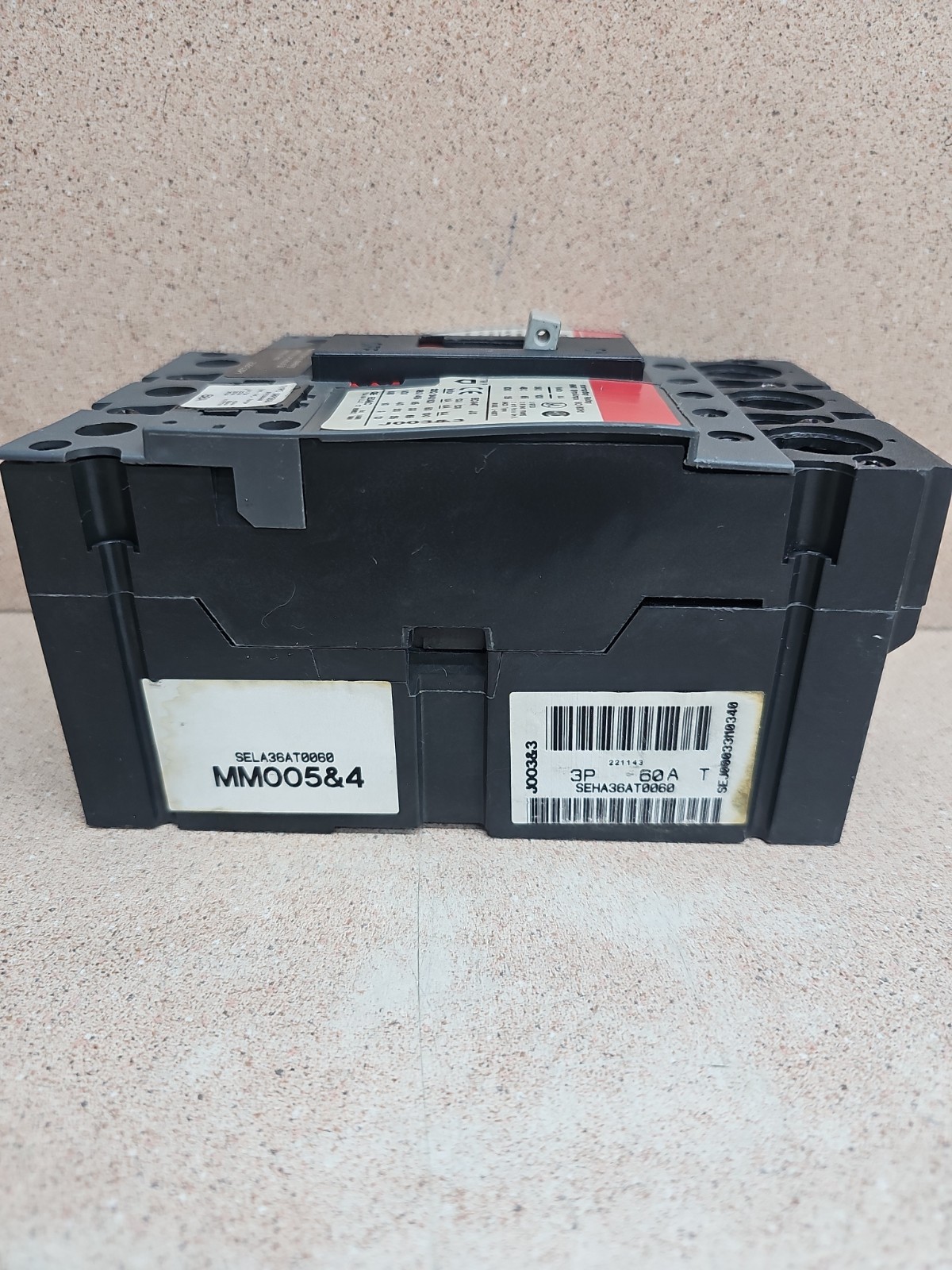 GE Spectra RMS SELA36AT0060 Circuit Breaker 60A 600VAC 3-Pole w/60A Plug in