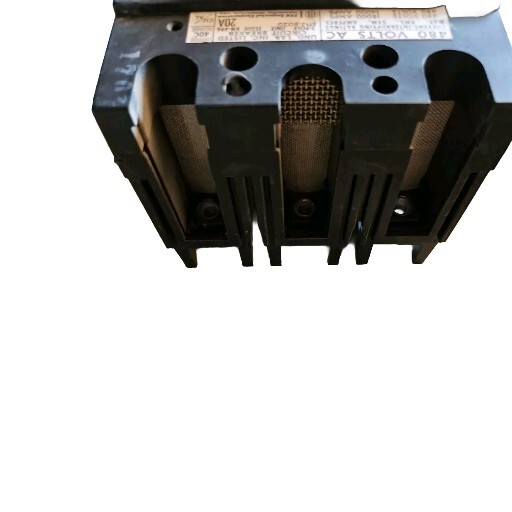 ITE / SIEMENS CIRCUIT BREAKER EH3-B020 3 POLE/20 AMPS/480 VOLTS USED