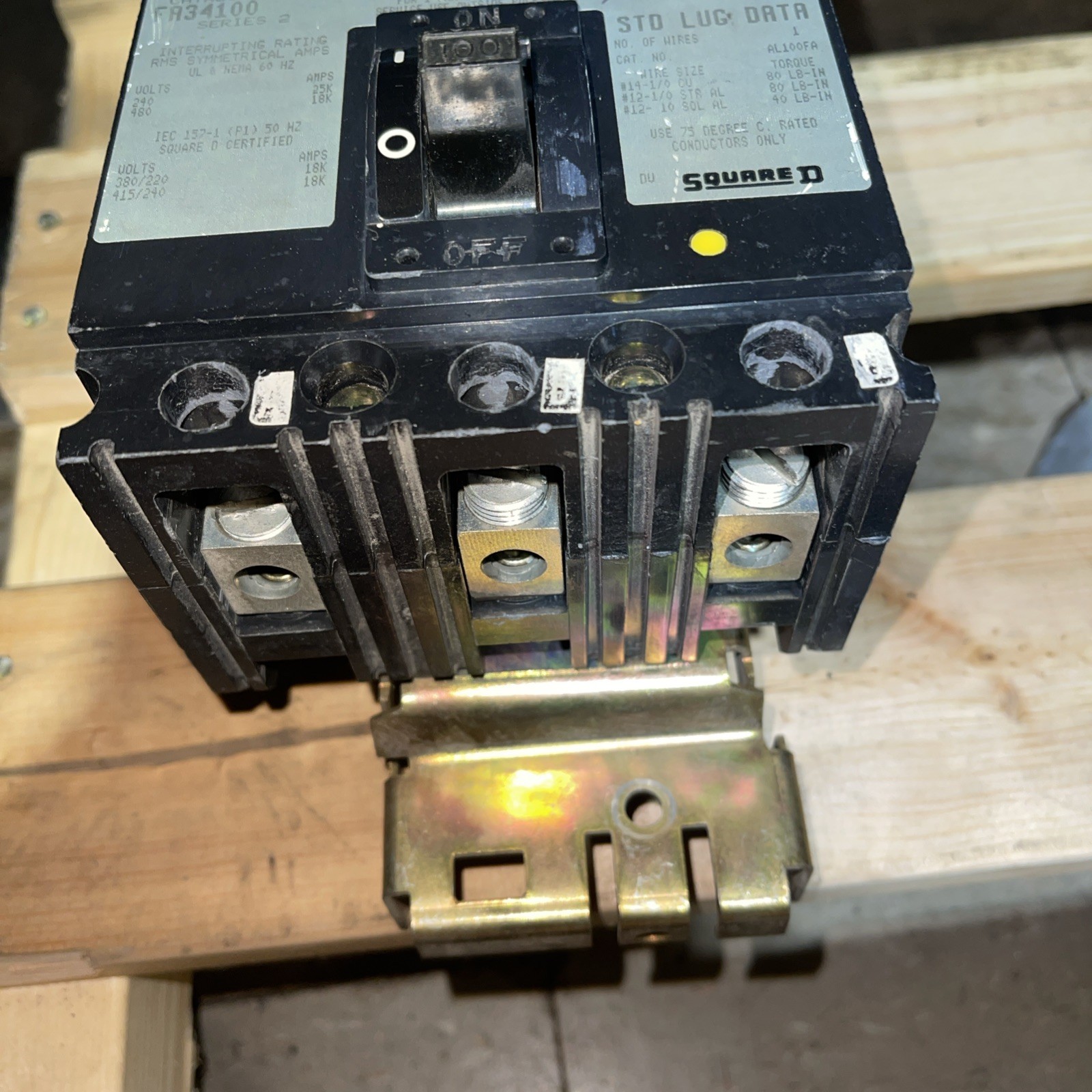 Square D FA34100 I-Line Circuit Breaker 100A 3P 480V FA 3 pole 100 Amp Used