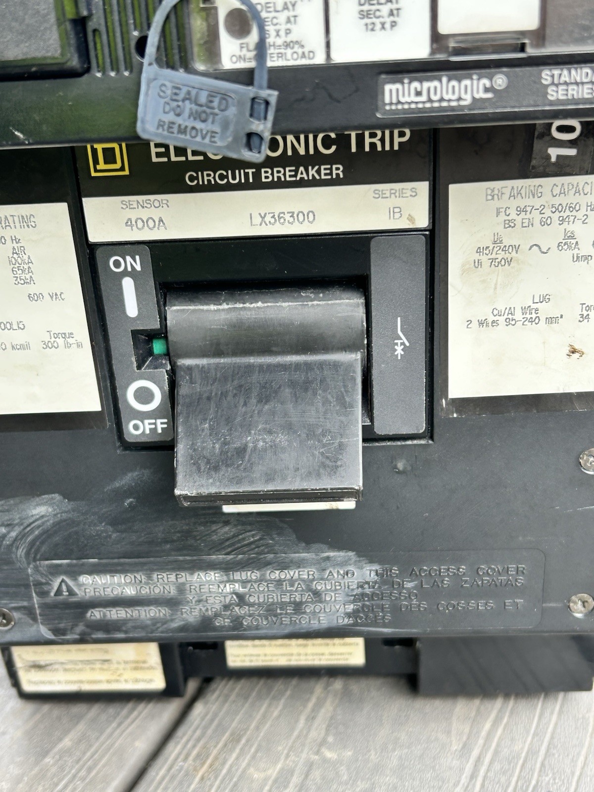 Square D LX36300