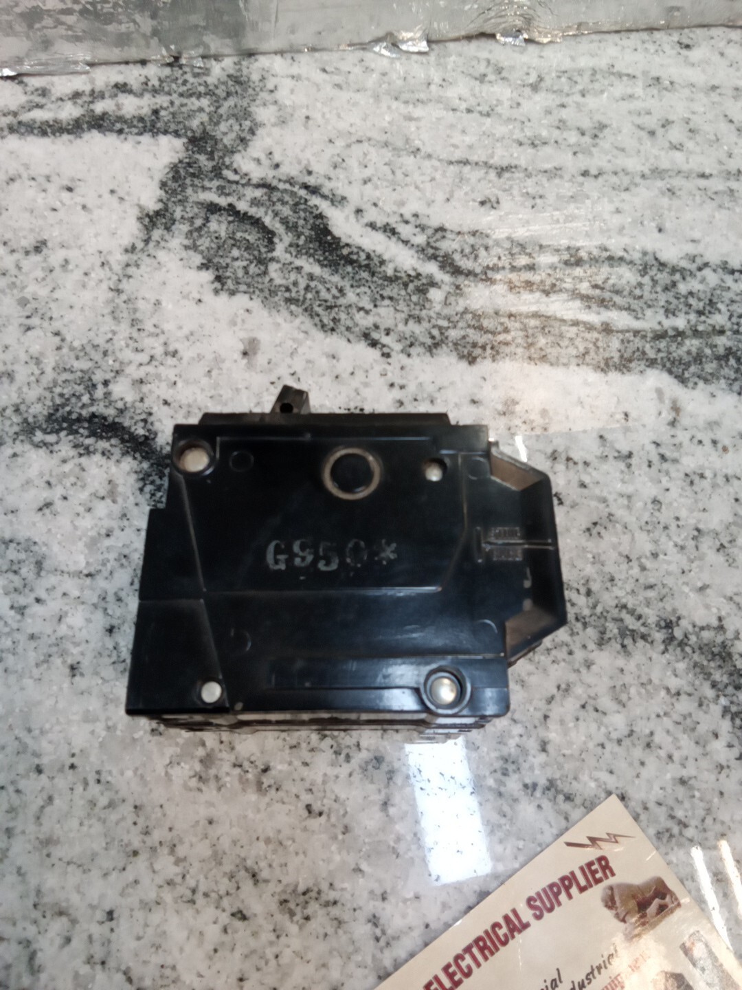 GE TQL2140 40A 2POLE 120/240VA TYPE TQL GROVE BREAKER/MISS HAND/USE(5DB3