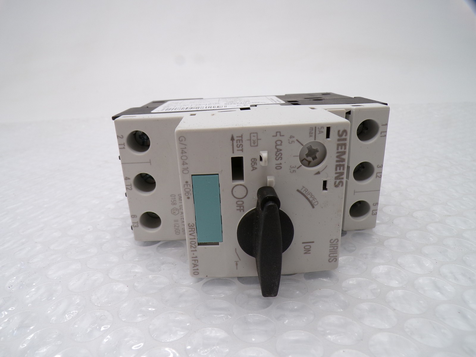 SIEMENS 3RV1021-1FA10 BREAKER 3POLE 3.5-5AMP NSMP