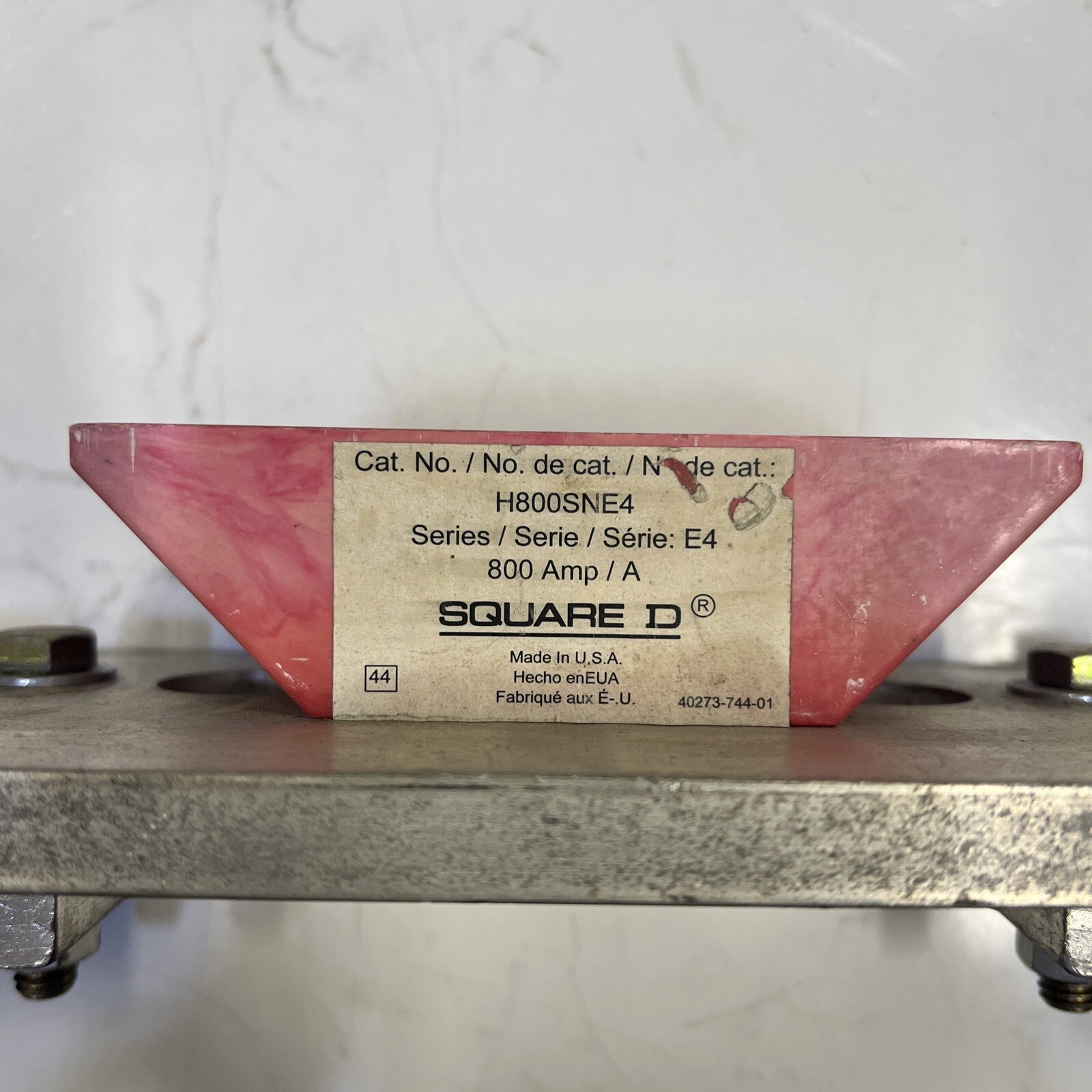 Square D Solid Neutral Assembly H800SNE4 NOS