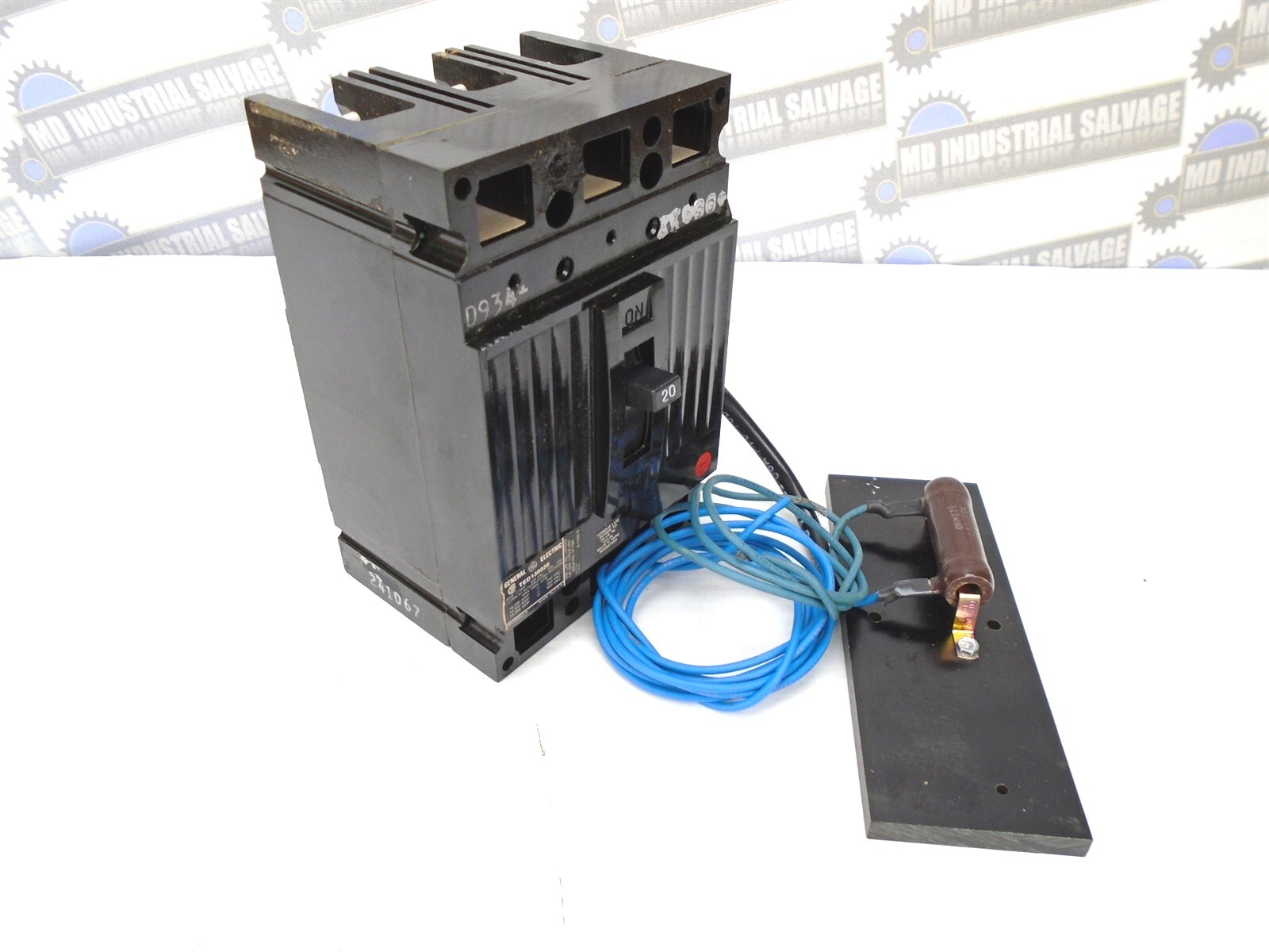GE – TED136020WL – 20A, 3 Pole, 240-600 VAC – w/EXTERNAL RESISTOR 20k Ω 25W