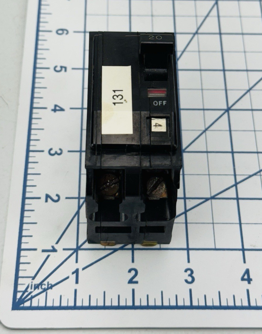 Square D Type Q0 Circuit Breaker 20A 2-Pole 120/240VAC Plug-In/On *WARRANTY*
