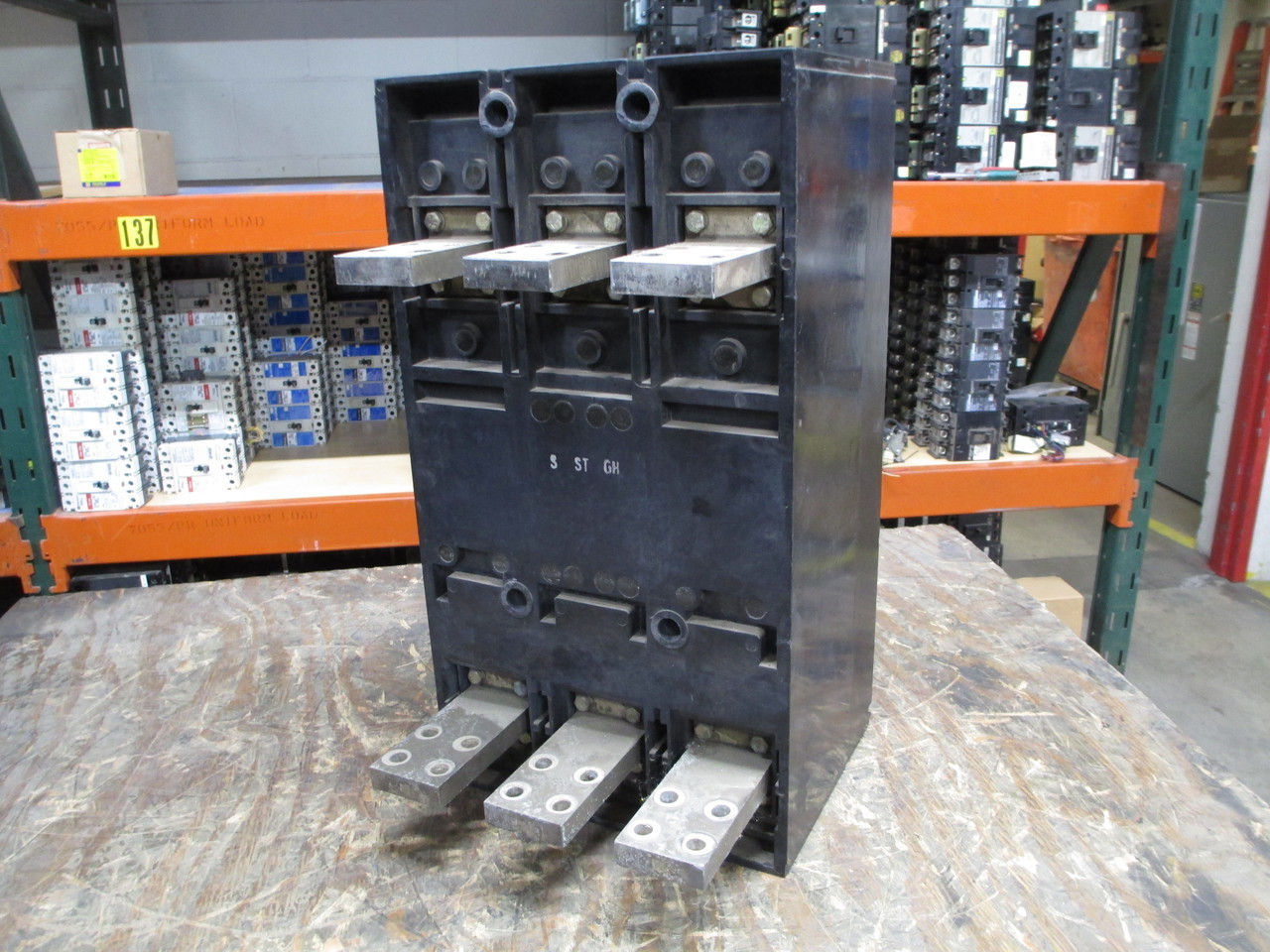 Westinghouse PB32500F 2500A Frame 1800A Rated 3p 600V Breaker MO/FM Used E-Ok