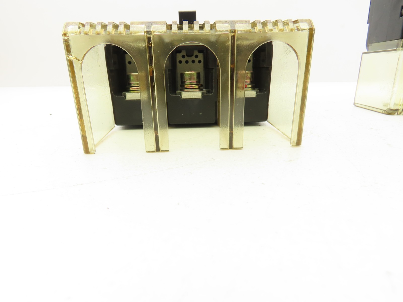 Fuji Electric EA203B Electric Circuit Breaker 150A 3 Pole Lot of 3
