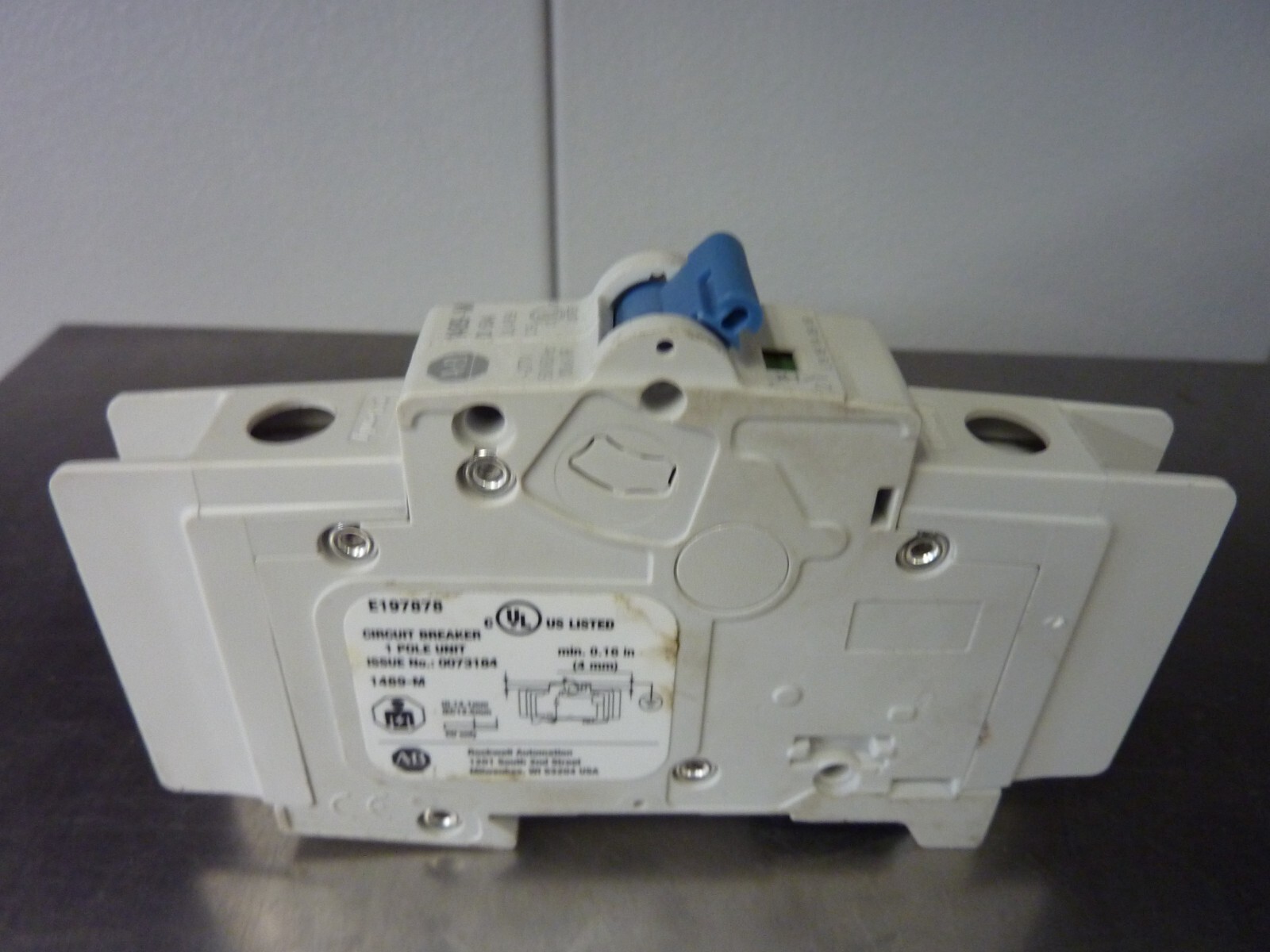 A-B Allen Bradley 1489-M D 5A (1489-M1D050) Circuit Breaker Ser-D (30403)