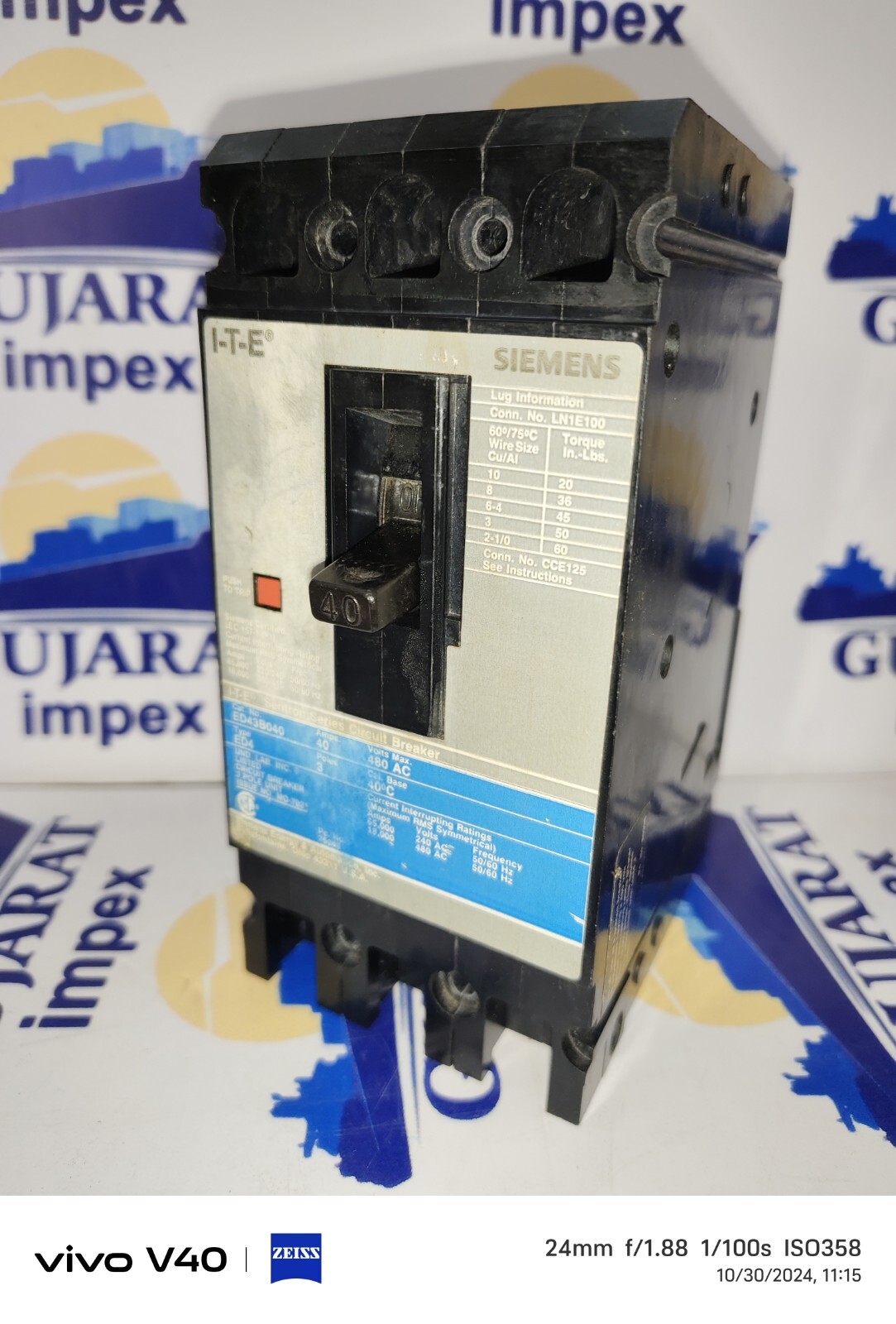 TESTED OK Siemens ED43B040 Circuit Breaker Sentron Series 40A 480v 3 Pole U.S.A