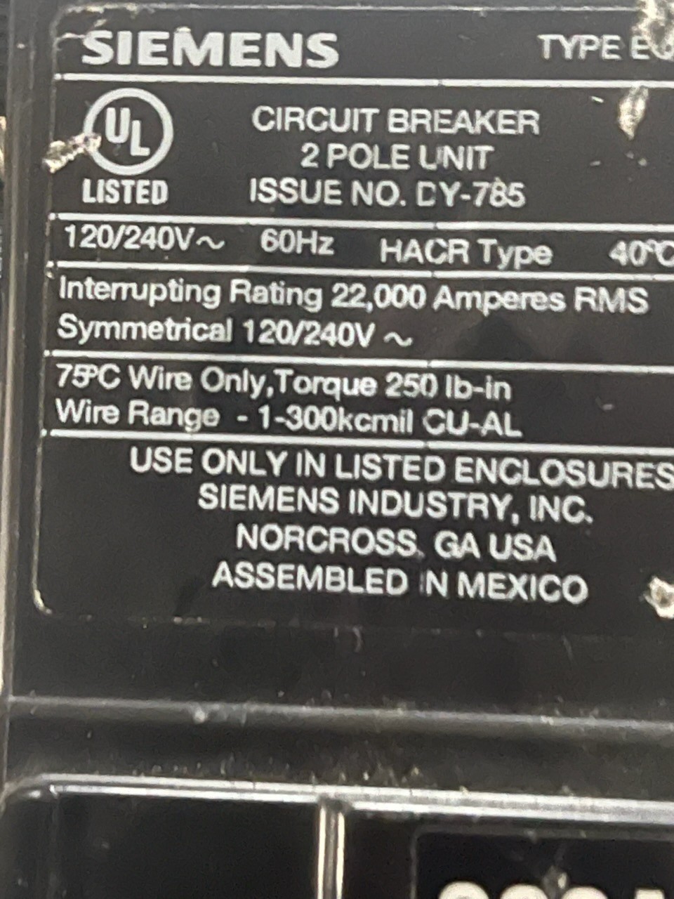 SIEMENS 200 AMP 120/240 V 2 POLE RATING 22,000 ISSUED CY785 NEW IN BOX