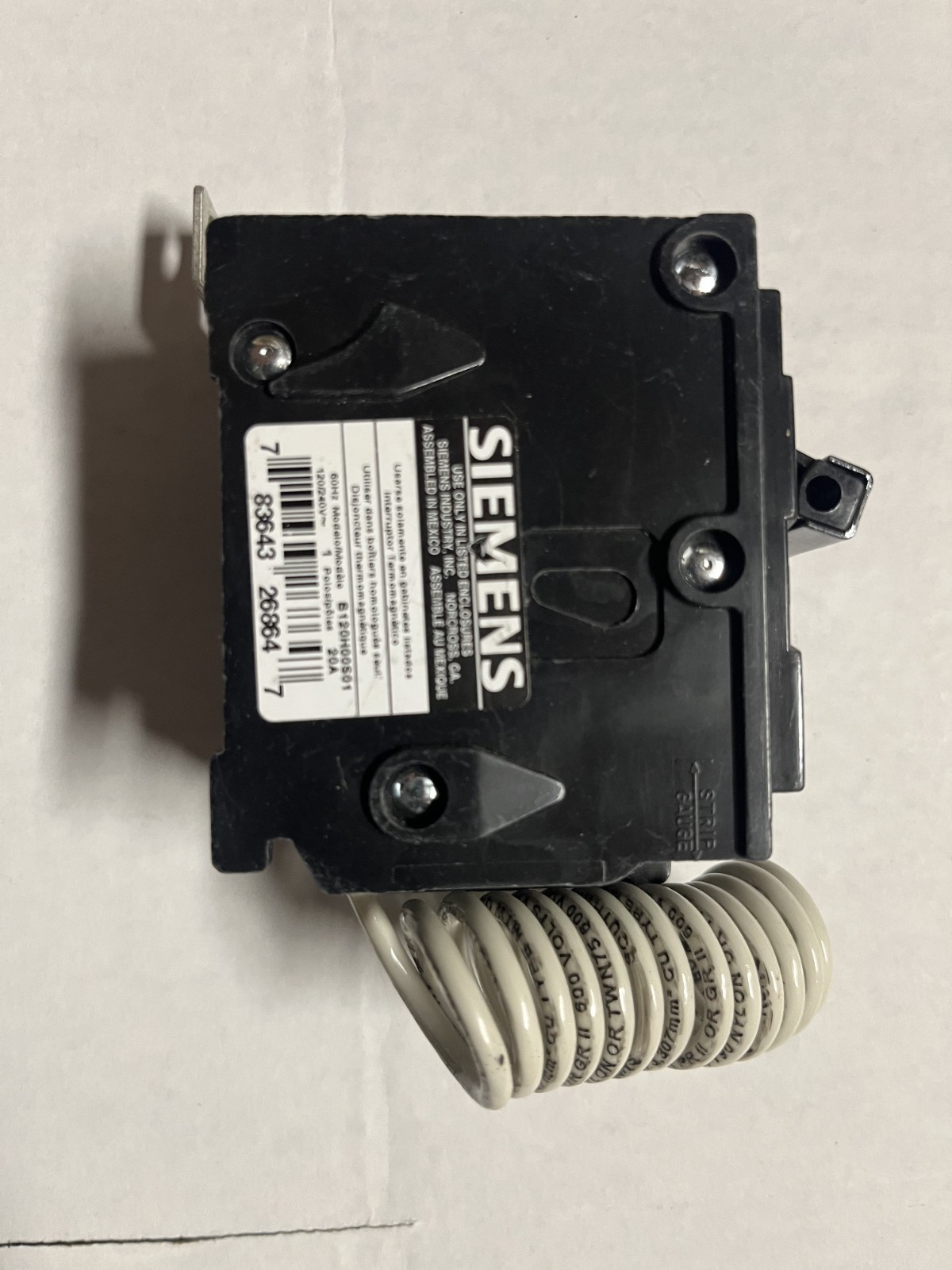 NEW Siemens B120H00S01 Circuit Breaker 20 Amp, 1 POLE 22K AIC W/SHUNT TRIP