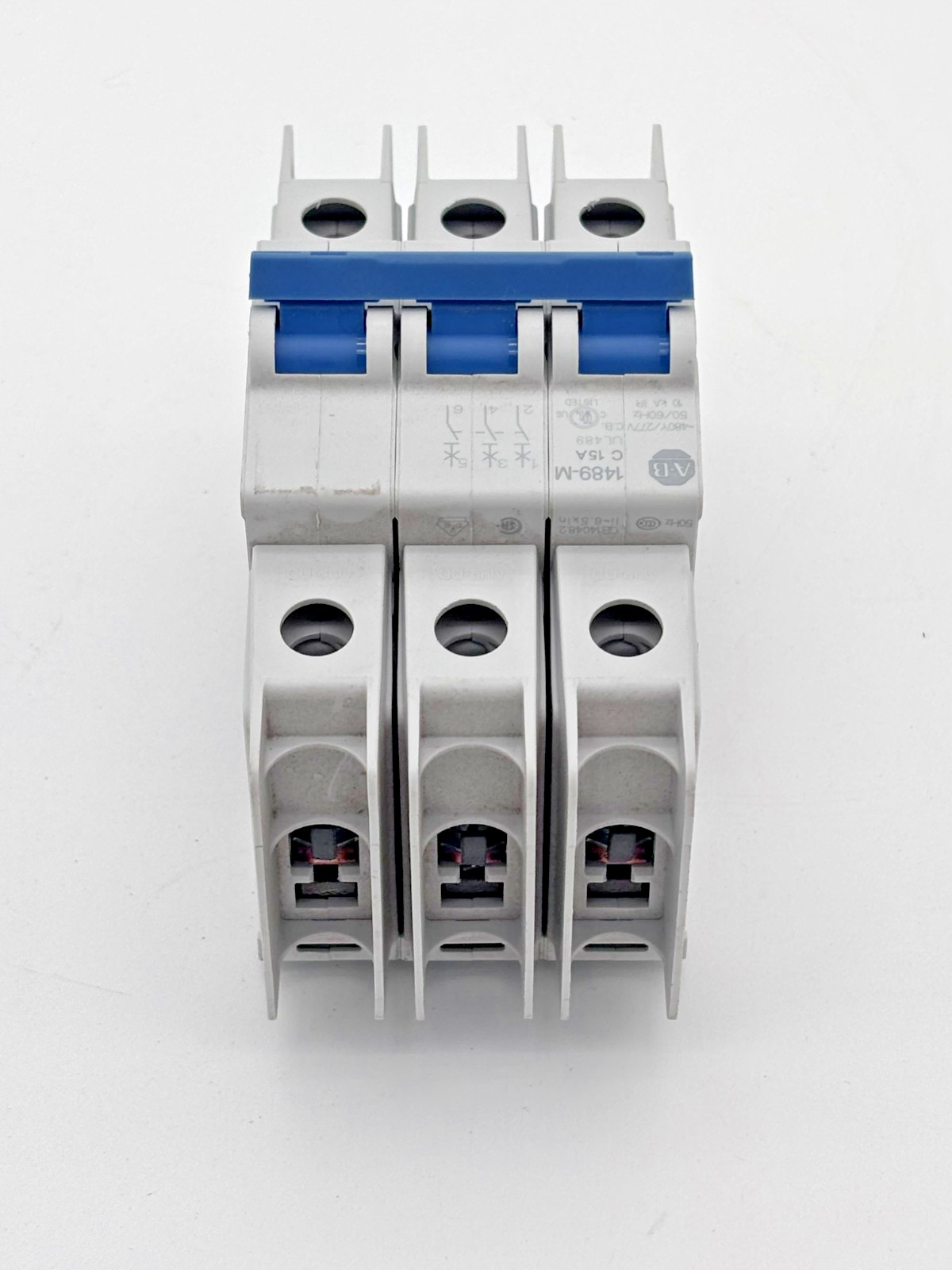 ALLEN BRADLEY 1489-M, 15A, 3 pole, Trip Curve C circuit breaker.