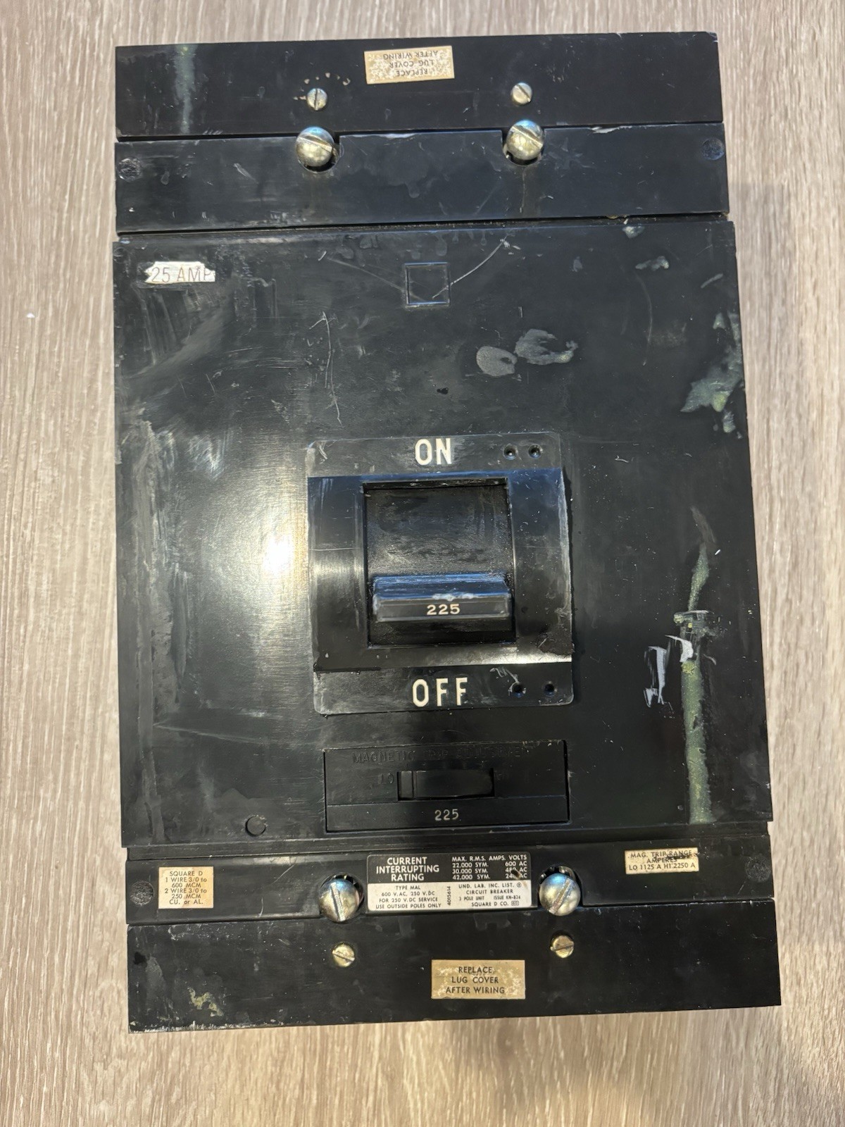Square D Mal36225 3 Pole 225 Amp Breaker