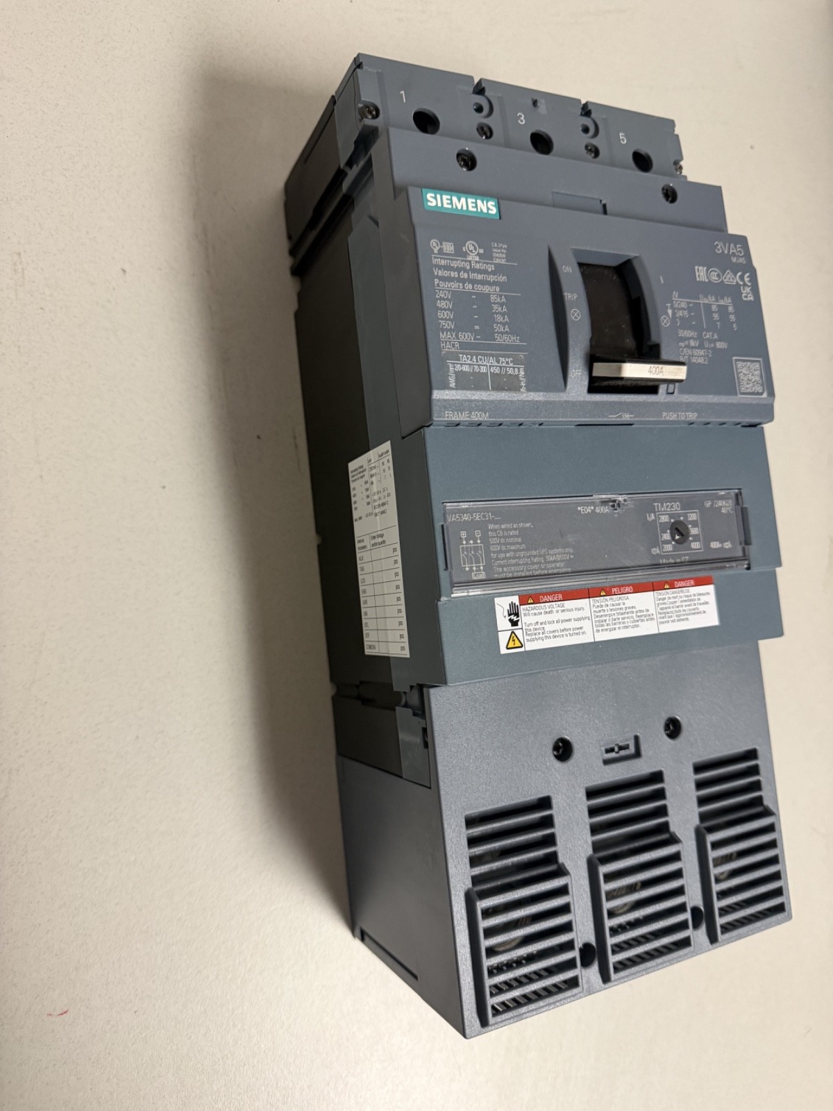 NEW SIEMENS 3VA5 CAT# 3VA5340-5EC31-0AA0 400A CIRCUIT BREAKER
