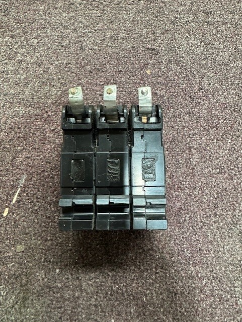 EHB34020 3Pole 20Amps 480Volt Bolt-On Square D USED Type EHB Circuit Breaker