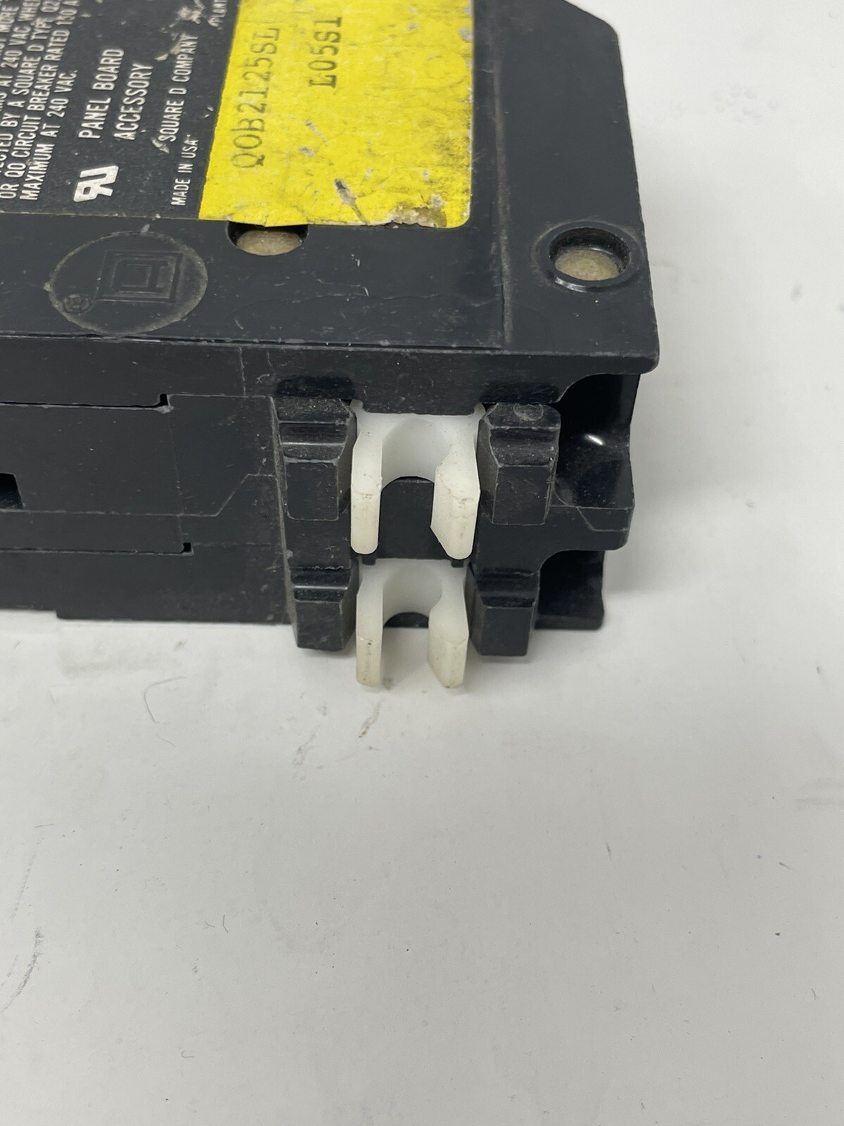 Square D QOB2125SL 2 Pole Sub Feed Lug 240vac 125amp
