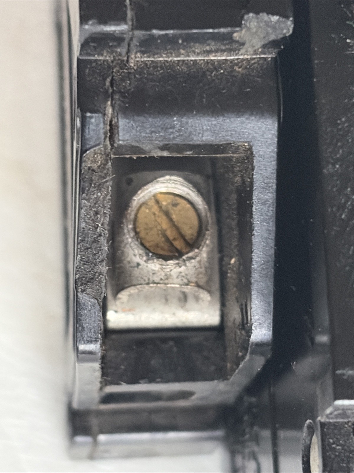 Zinsco Magnetrip T50 50 Amp 1 Pole Feed-thru Breaker 50A 1P Type T Black T150