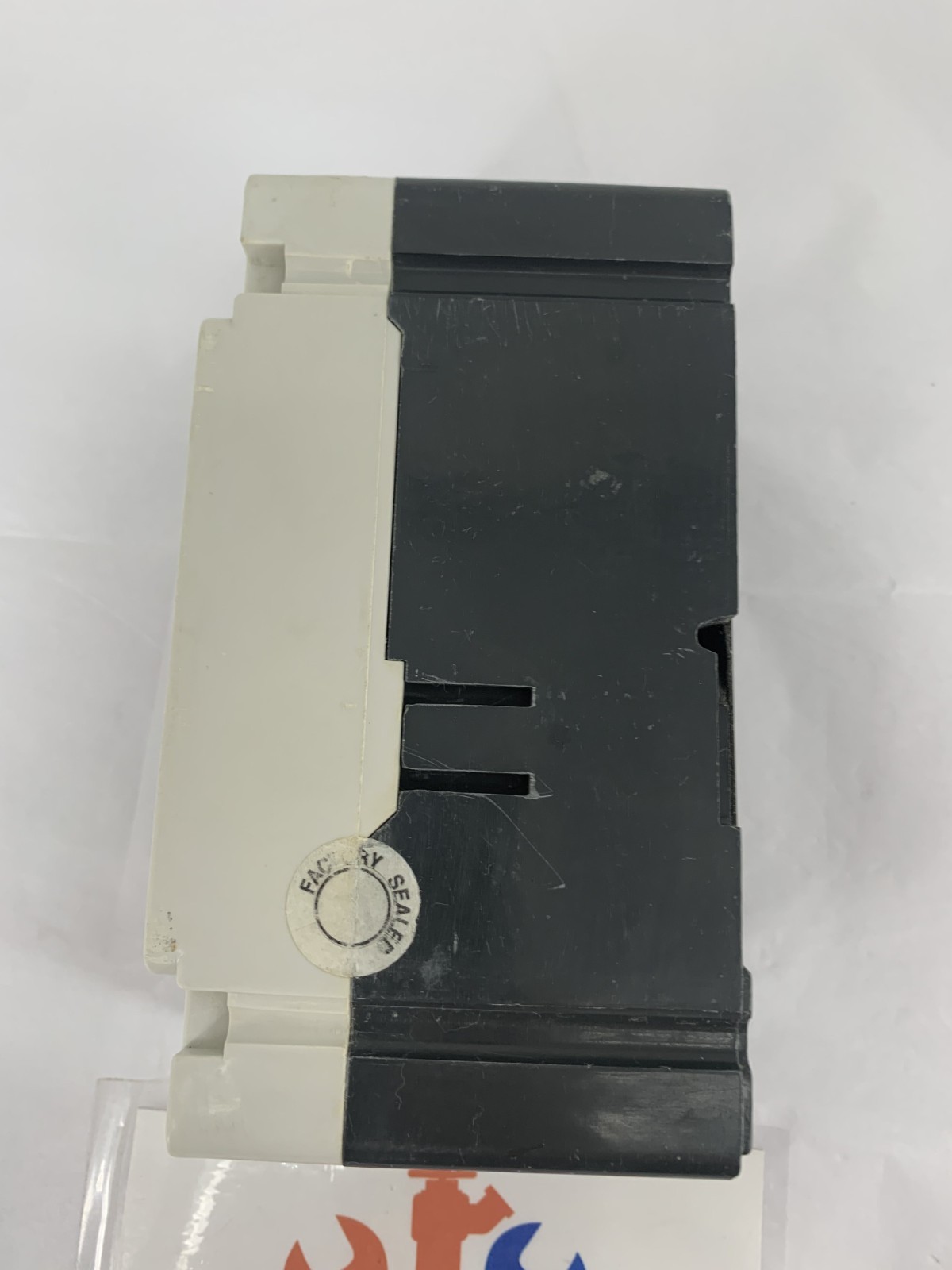 Eaton Cutler-Hammer ED2125 125A 2P 240VAC Molded Case Circuit Breaker Series C