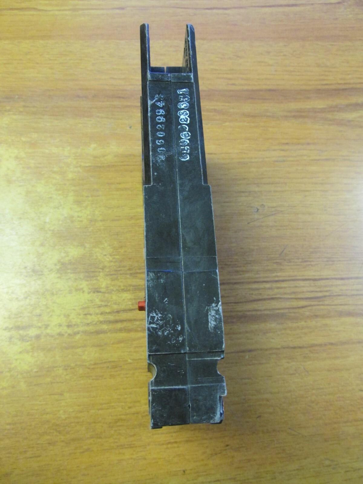 ITE ACCESSORY AUXILIARY SWITCH 15A, 125/250V, CAT# A01ED64 .. WI-17