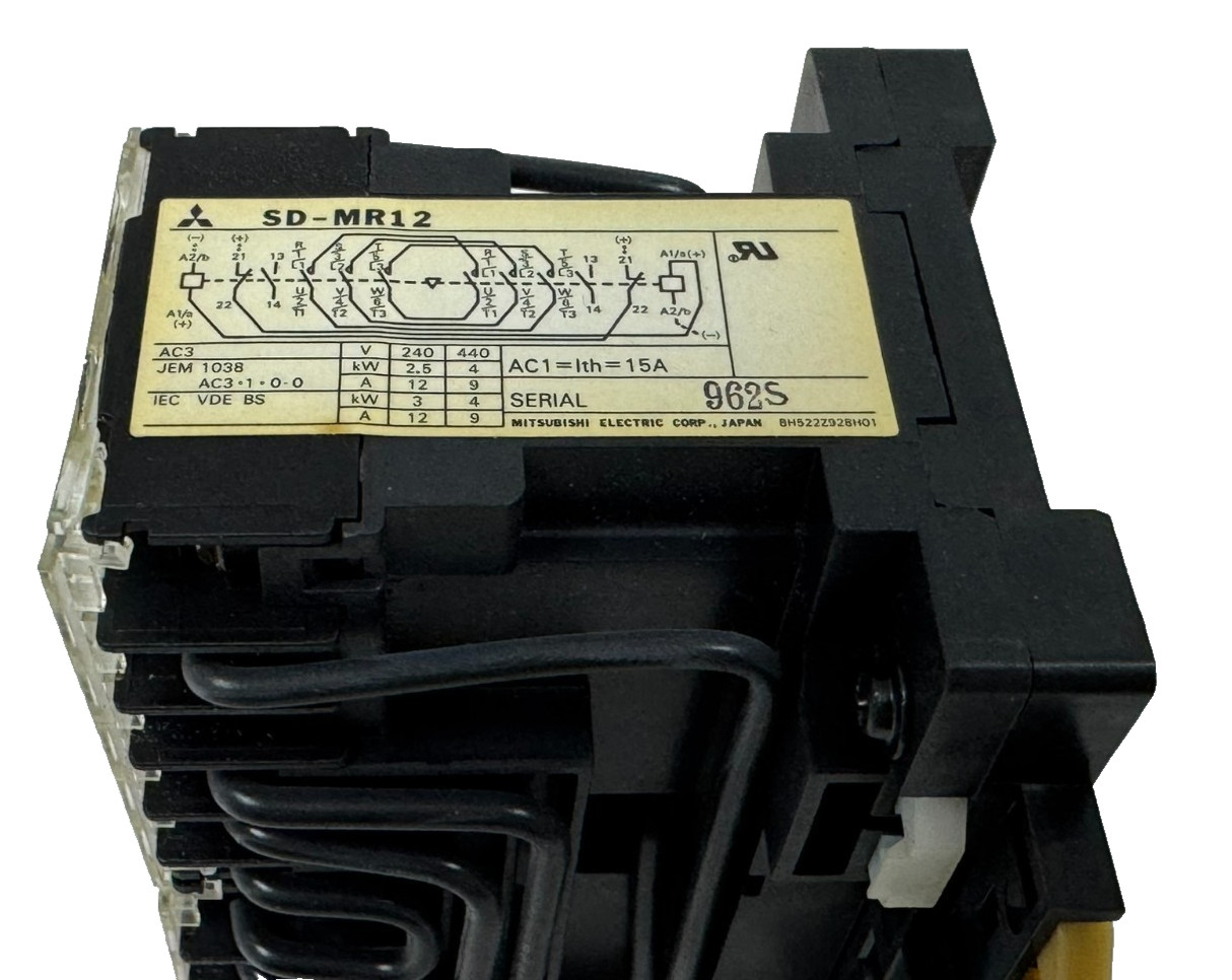 NEW MITSUBISHI SD-MR12 CONTACTOR SDMR12