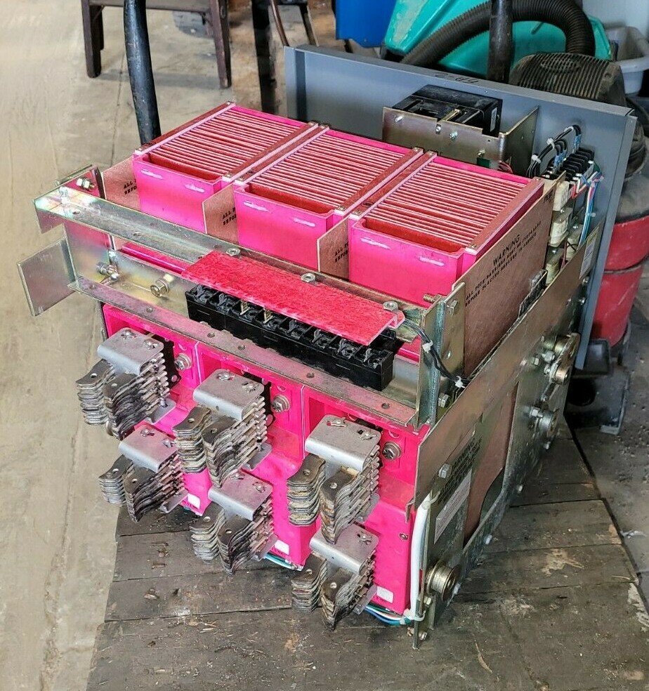 Westinghouse Low Voltage Power DS-416 1600A Frame/Sensor Breaker