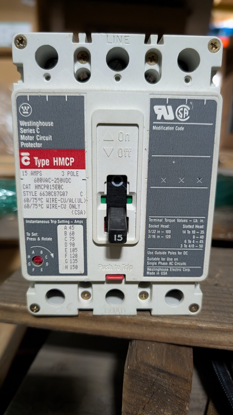 HMCP015E0C Eaton Circuit Breaker 15 Amps 3 Poles
