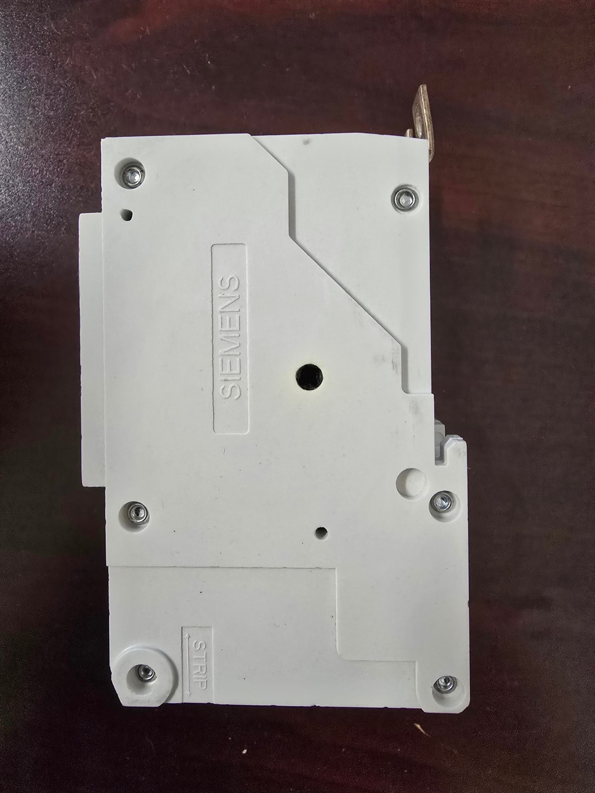 Siemens LGB3B100B 3 Pole 480V Circuit Breaker Bolt-On – 100 Amp – 3 Pole – 600 V