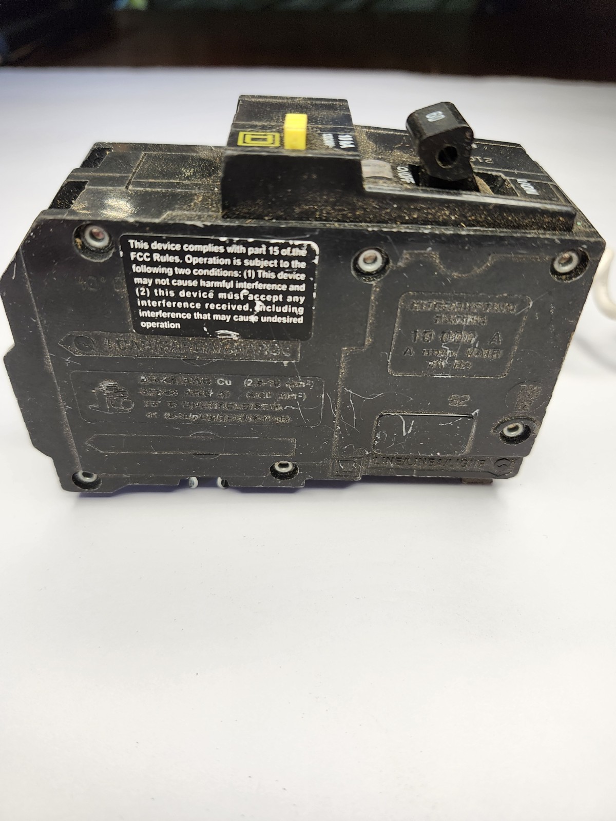 Square D 60A 120/240V 2-Pole Circuit Breaker Trip Indicator Overload Protection