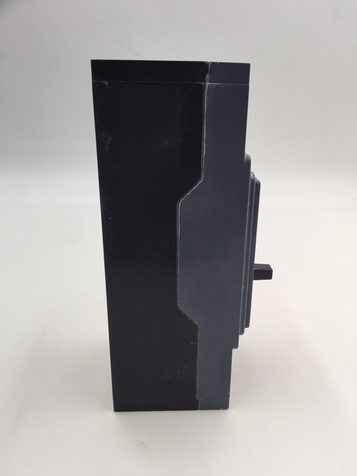 HOUSTON STOCK NEW SIEMENS QR22B200 TYPE QR2 200 AMP 240V FREE 2 DAY AIR SHIPPING