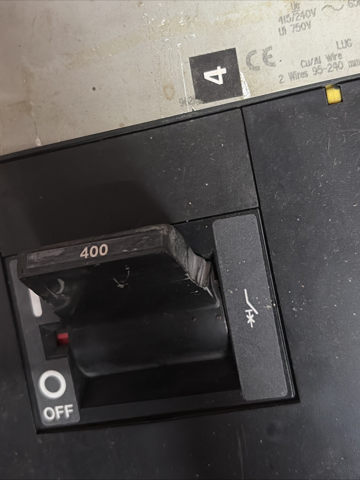 Square D LC36400 400 Amp 3 Pole 600 VAC Type LC I-Line Breaker (Please READ)