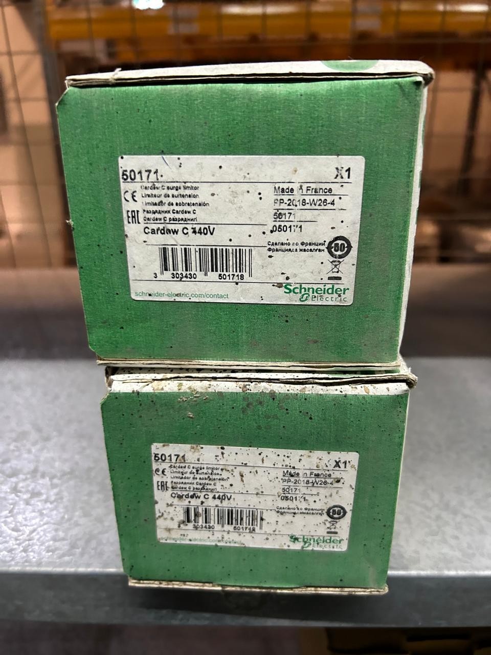 Schneider 50171 SURGE LIMITER CARDEW 440V AC, Made in France