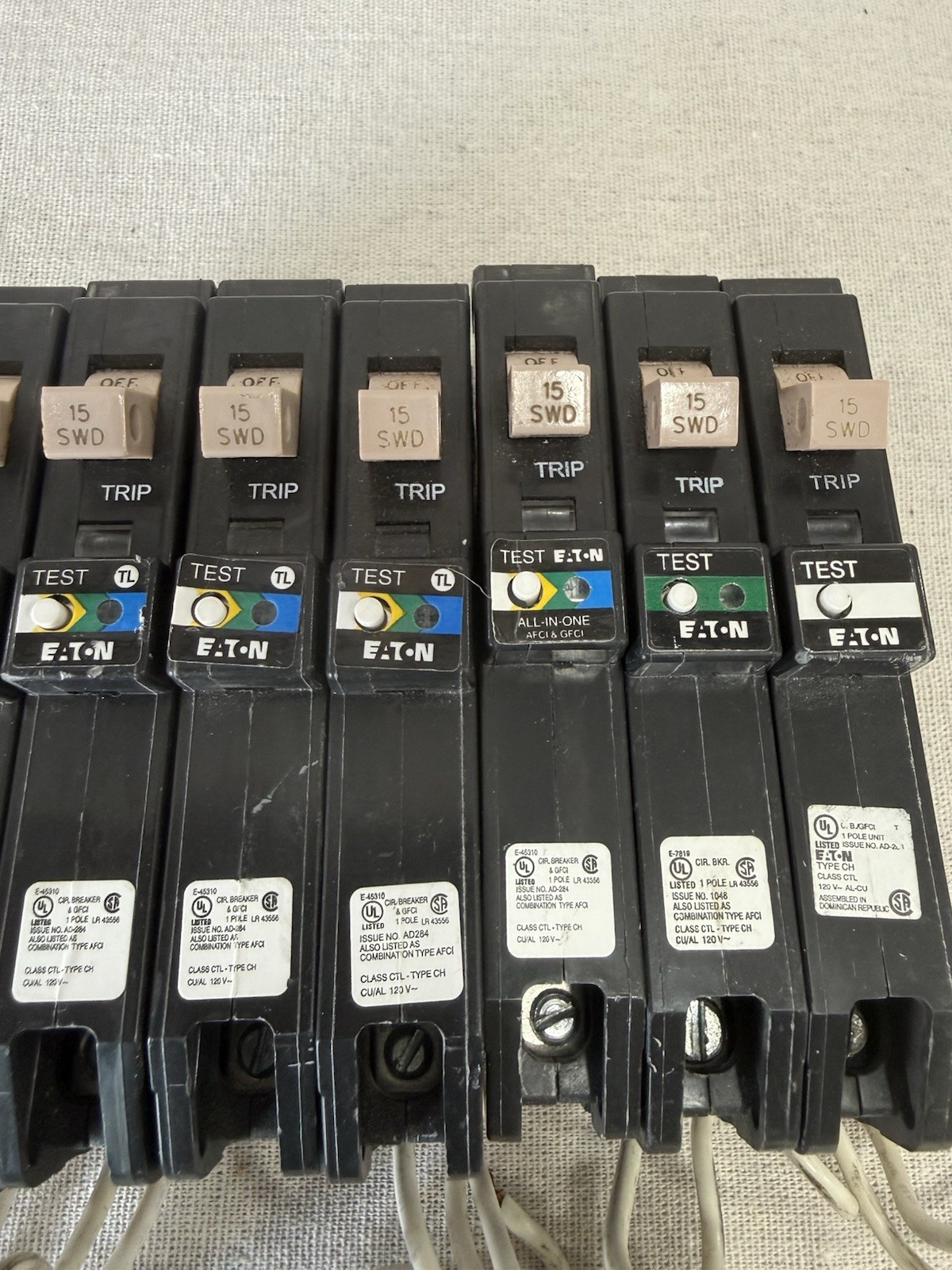 Lot of 8 Eaton CH AFCI/GFCI Breakers 15A & 20A Plug-On Neutral Pigtail Tested