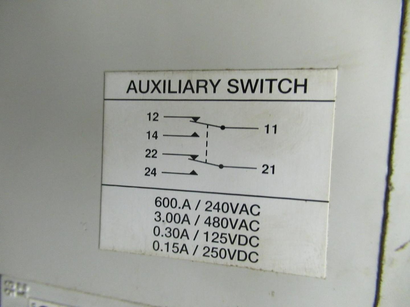 ABB BREAKER S6N 2 POLE 600VAC 500VDC 600A W/ AUXILIARY SWITCH **WARRANTY**