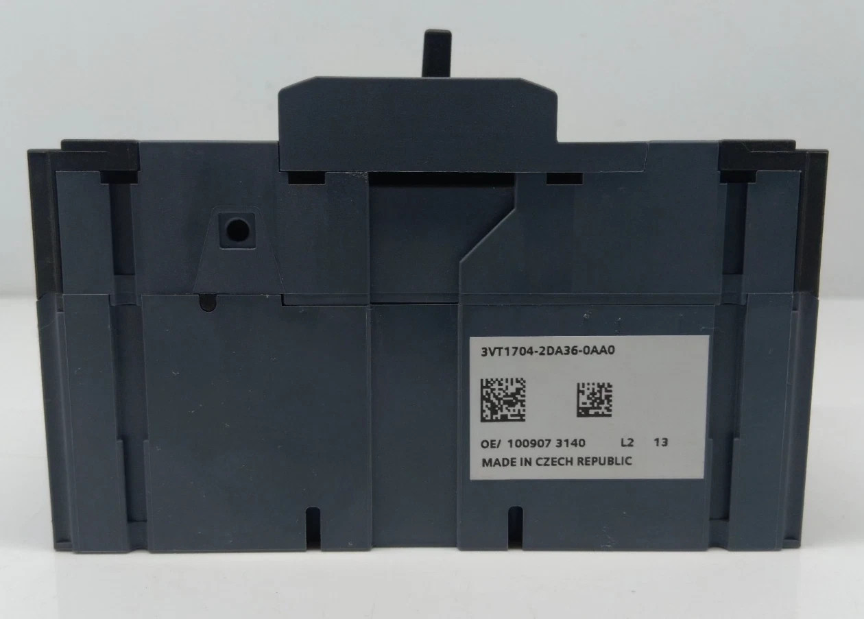 SIEMENS 3VT 1 CIRCUIT BREAKER 3VT1704-2DA36-0AA0 3 POLE 40 AMPS