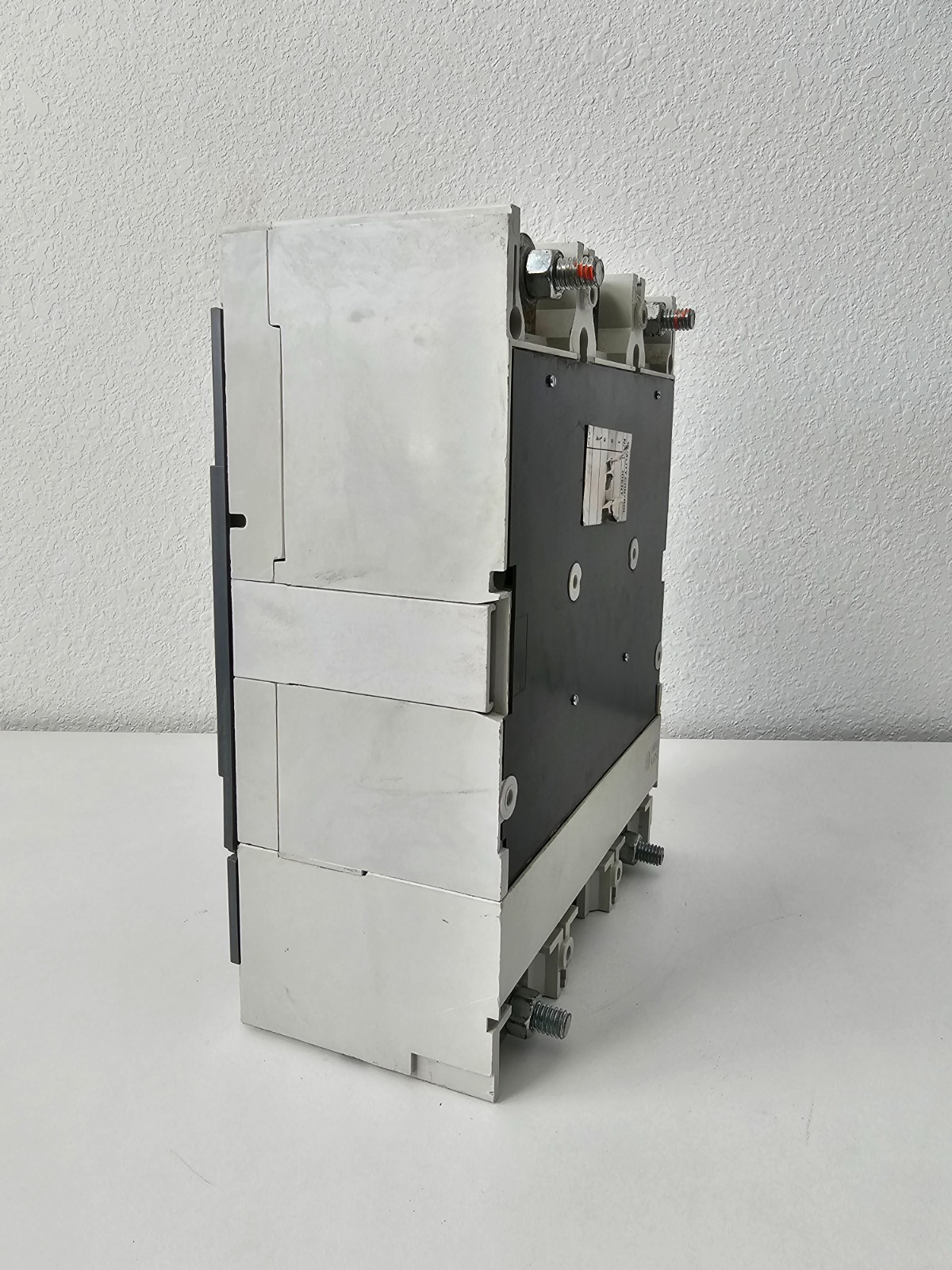ABB-SACE K6TH / K6TJ TYPE S6N DC BREAKER 800A 500V 3-POLE