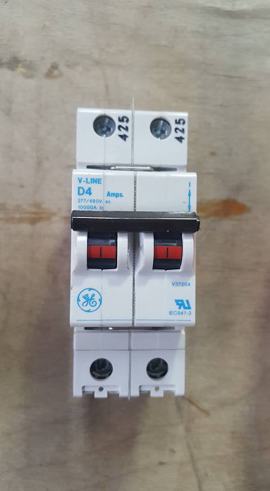 GE D4 V37204 V-LINE CIRCUIT BREAKER W162