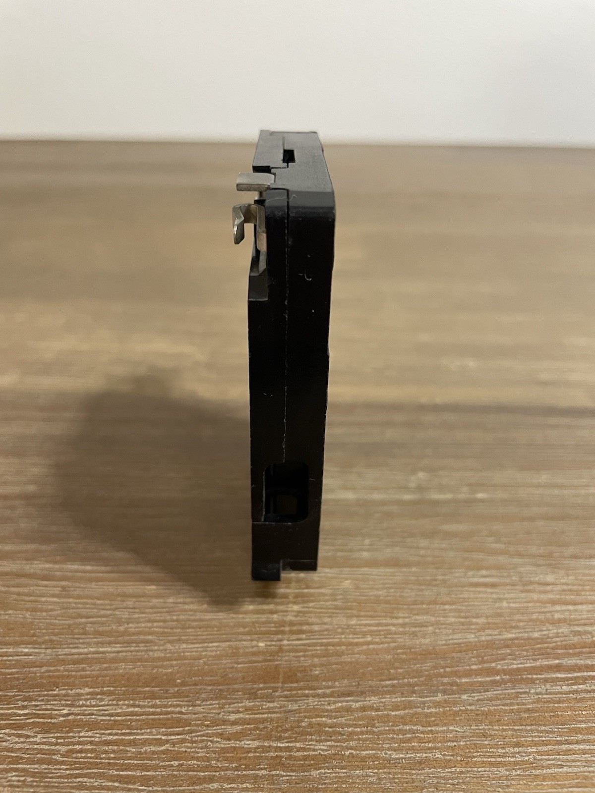 Crouse-Hinds MH115R 15Amp 120v Circuit Breaker Right Hook brand new Crouse-Hind