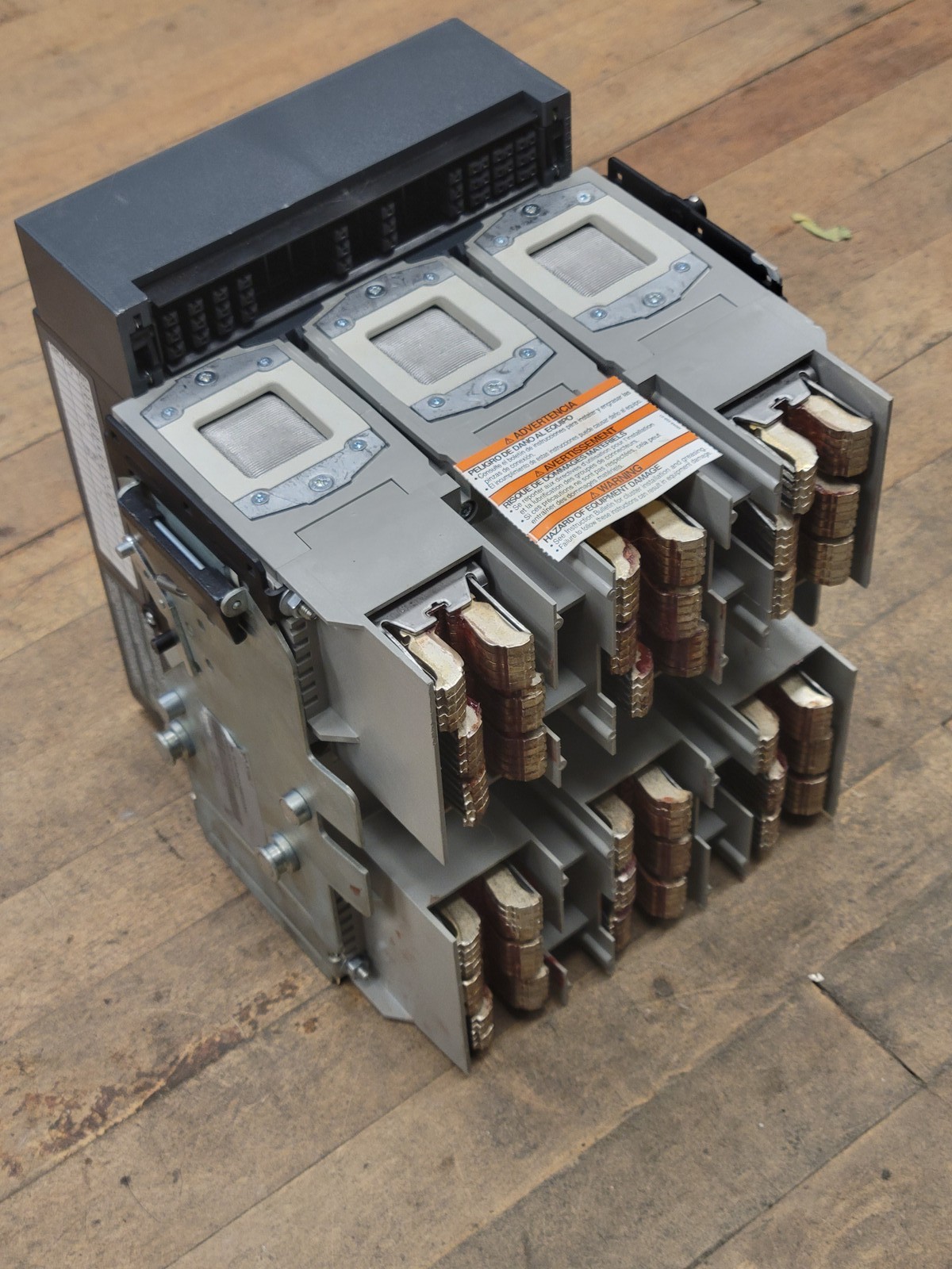 Square D TL8AAR43A3SXFXXXXXAT Circuit Breaker 800A 3P 480V Type NT08L1