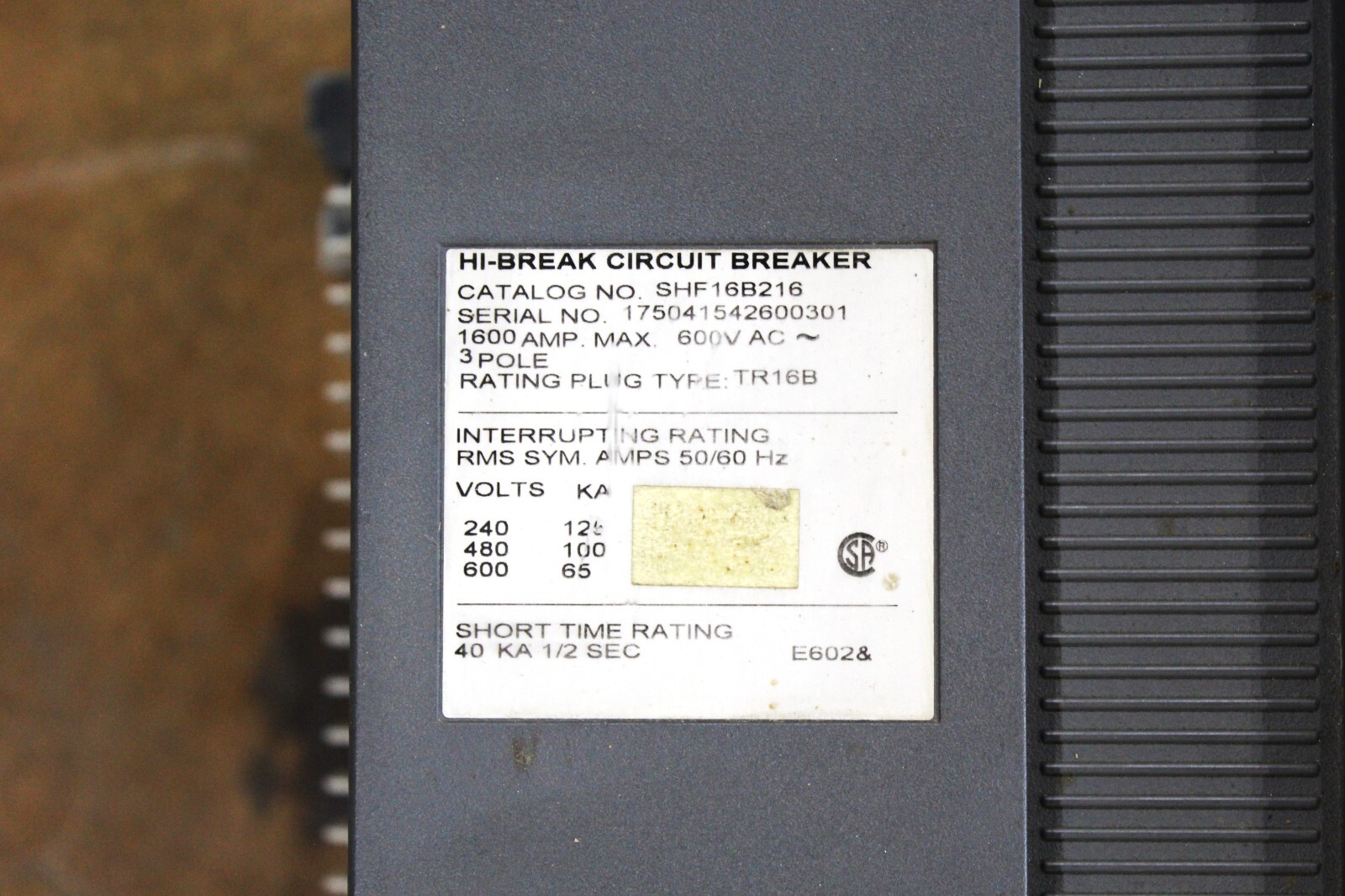 GE POWER BREAK II HI BRK 1600 AMP CIRCUIT BREAKER SHF16B216 – 600V AC 3 POLES
