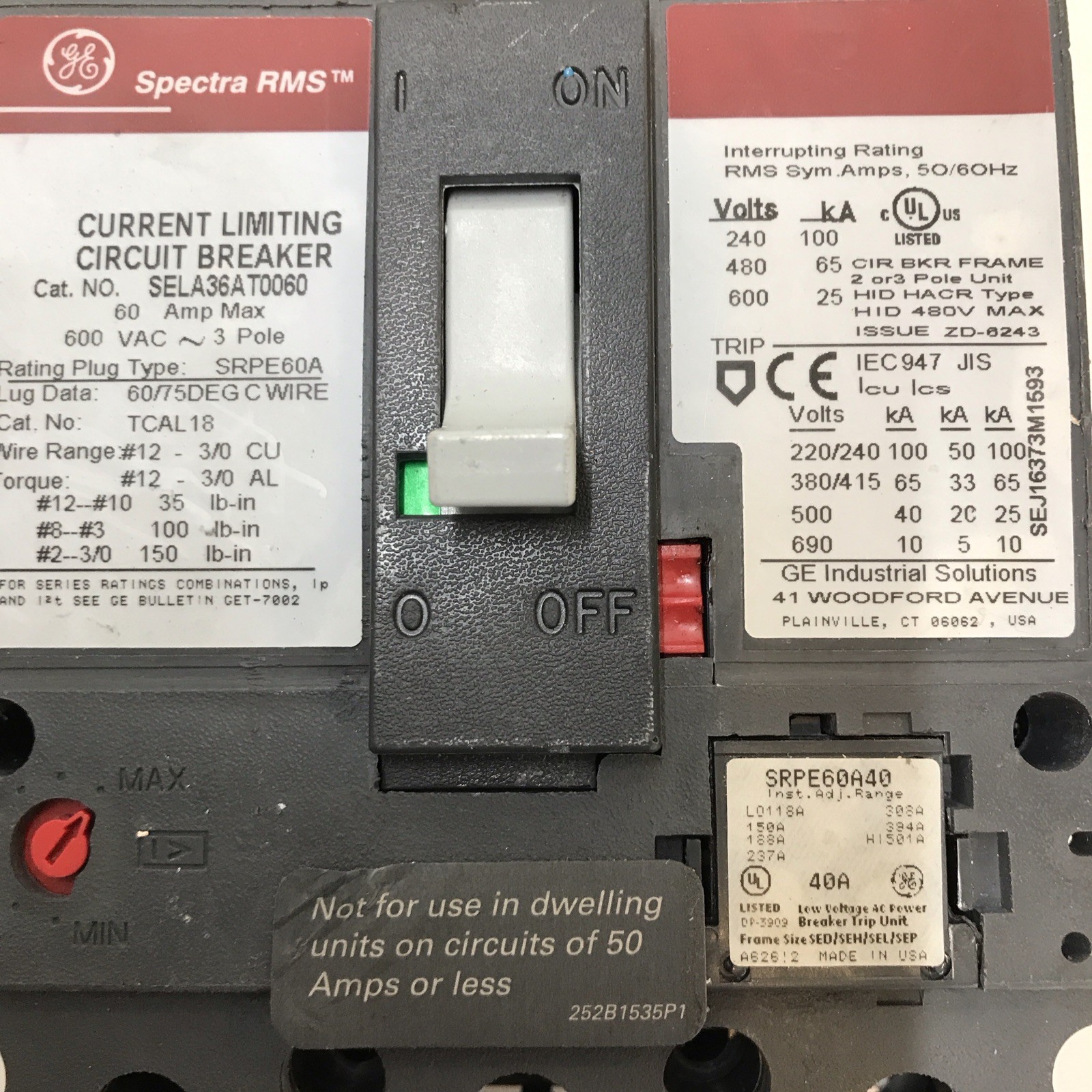 GE Spectra 40 Amp Circuit Breaker 3 Pole 600 VAC SELA36AT0060