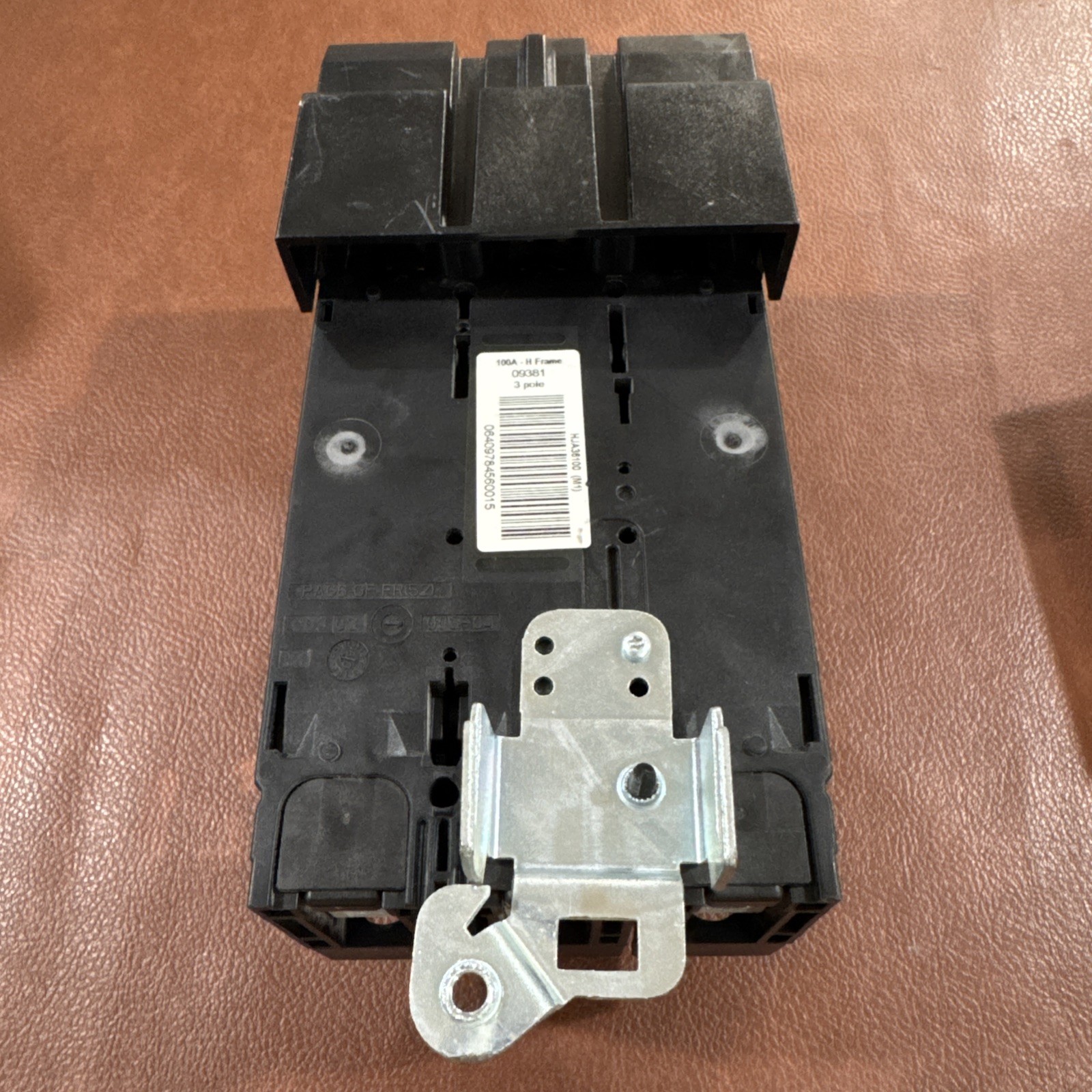Square D HJA36100 100 Amp 3 Pole PowerPact HL 150 I Line Circuit Breaker 100A 3P