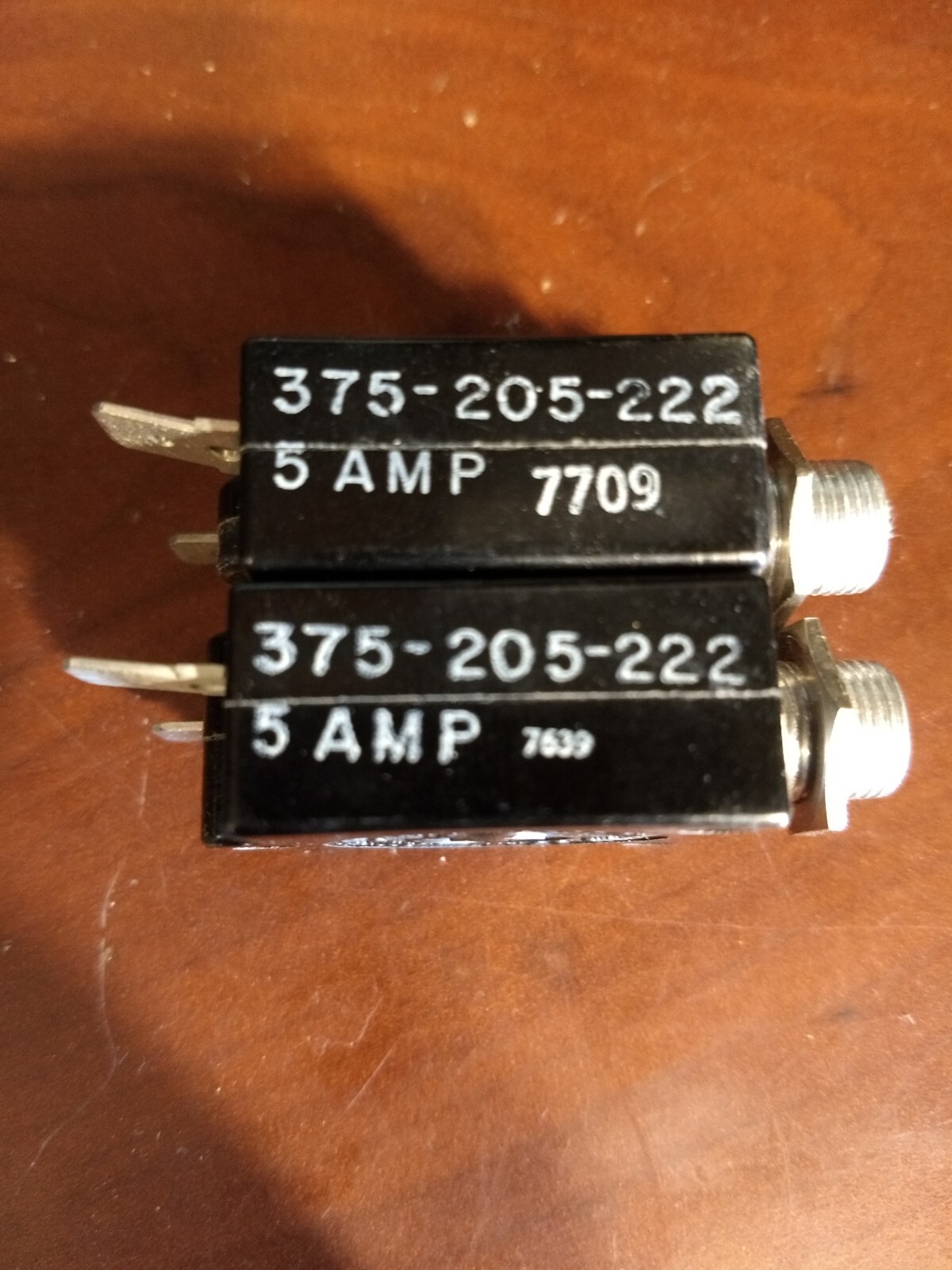 2pcs / 1Pair 375-205-222 WOOD ELECTRIC / AMF 5Amp PUSHBUTTON CIRCUIT BREAKER