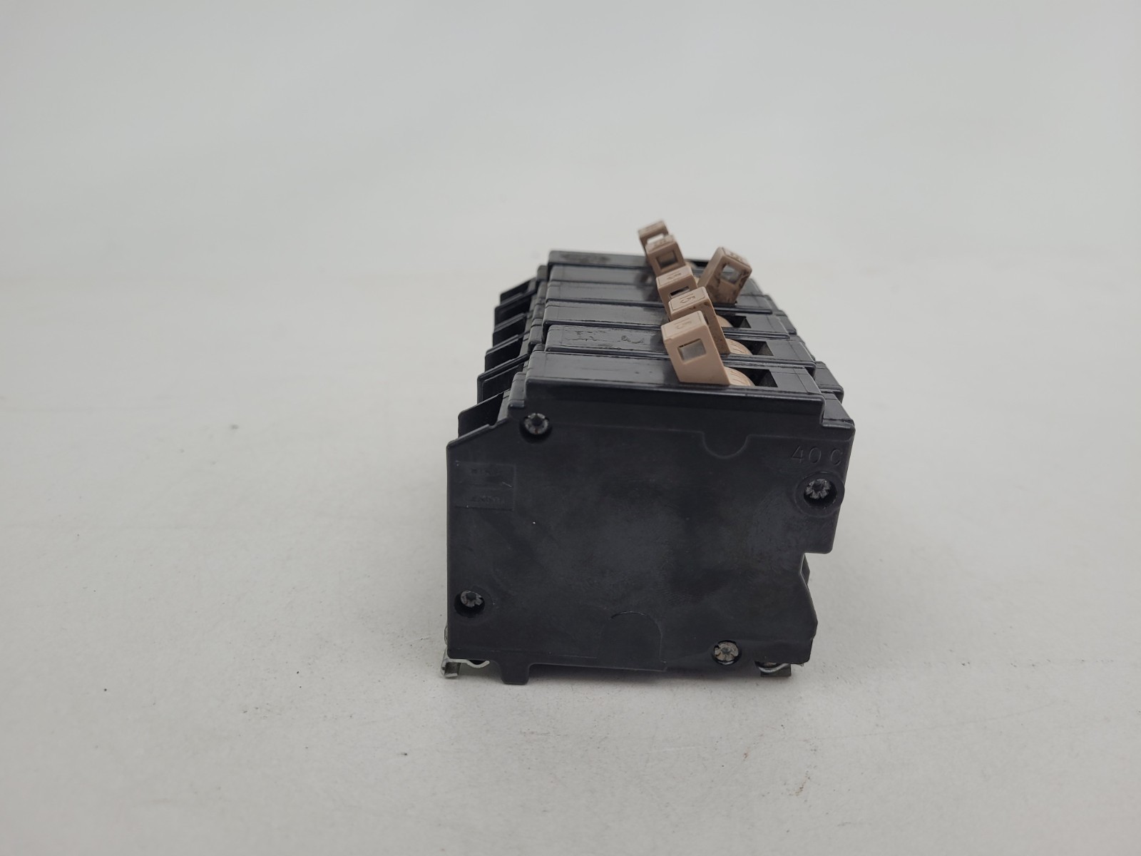 Lot of 6 – CH115 Cutler-Hammer 15A Full Notch Metal Hook Circuit Breaker