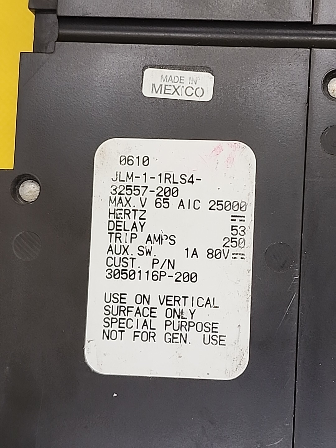 AIRPAX “M” 1 POLE UNIT JLM-1-1RLS4-32557-200 65V 200A CIRCUIT BREAKER [RC 7-4]