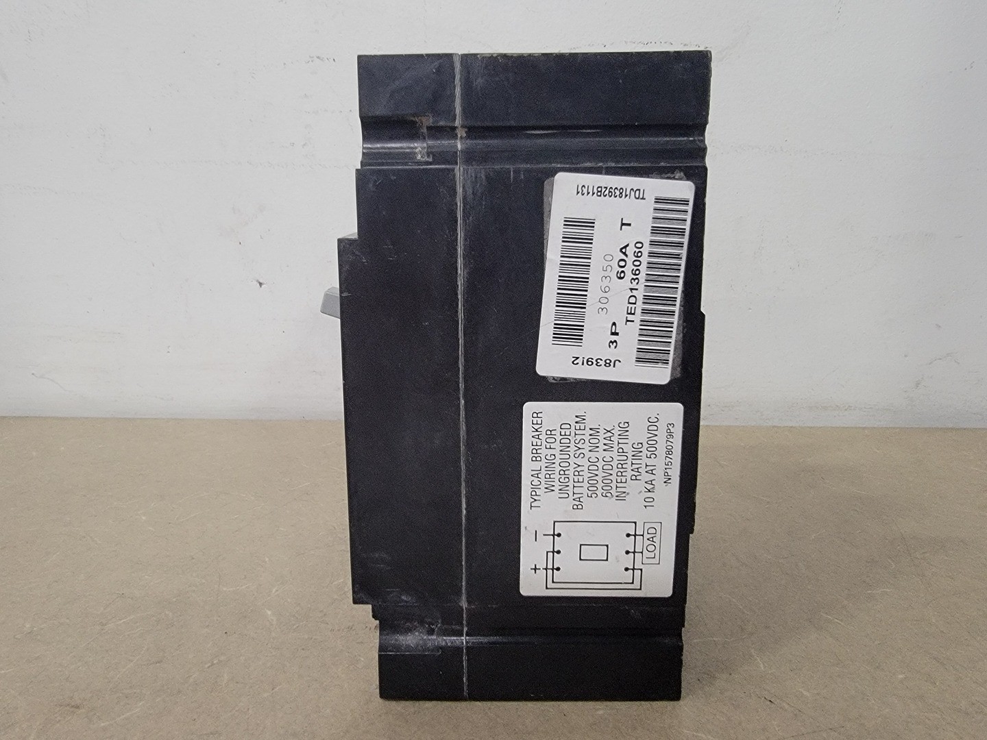General Electric TED136060 60 Amps 3-Pole 600 VAC Circuit Breaker – Electrical