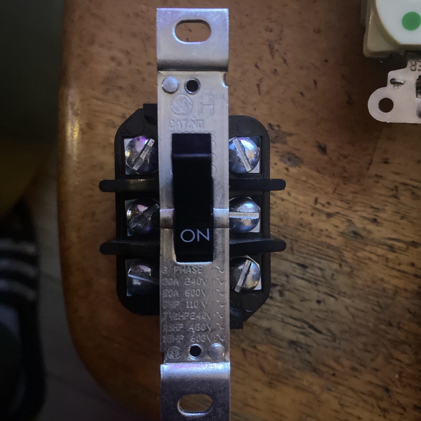 General Electric, TC2368S, 3 Pole, 30 Amp, Toggle Disconnect